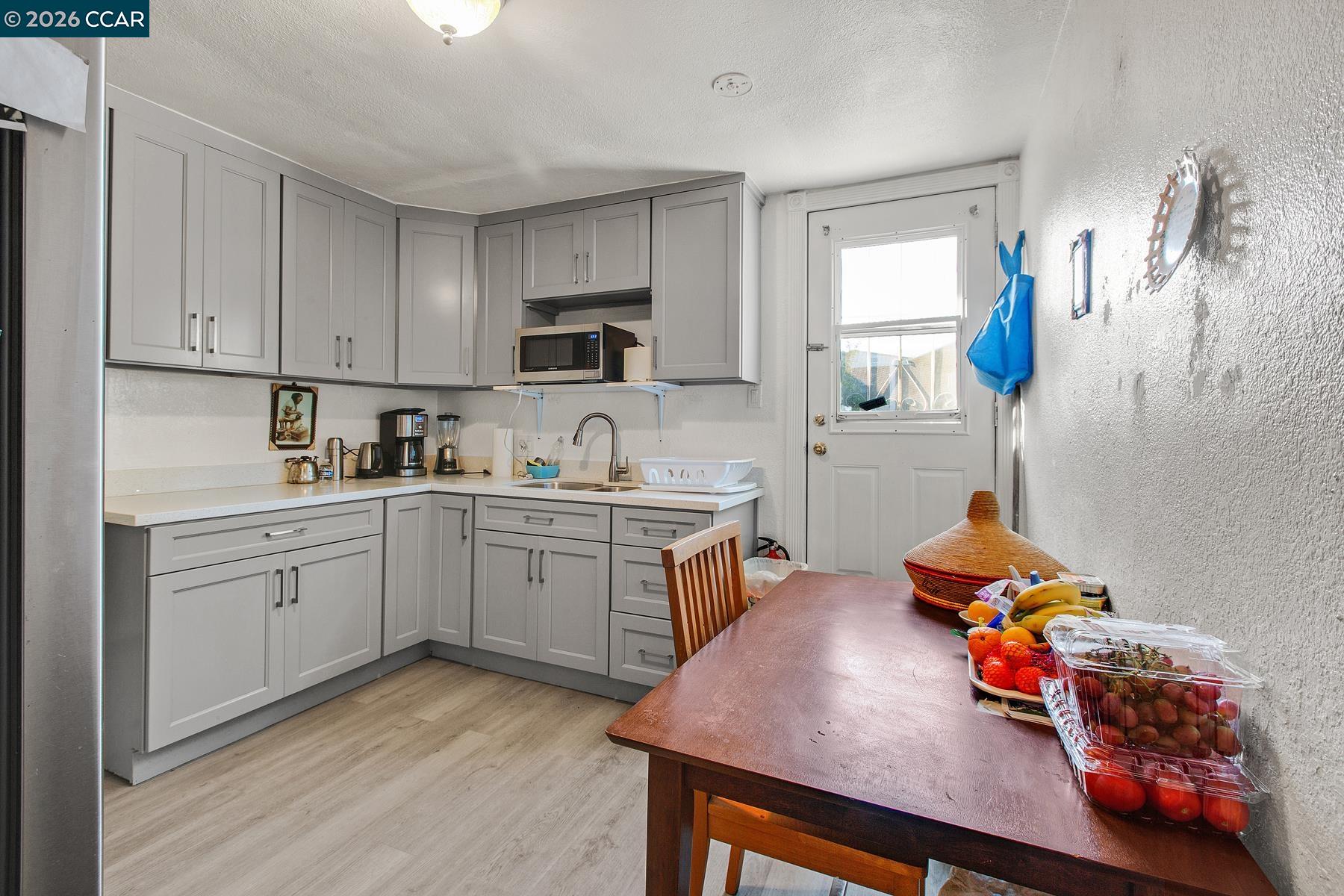 985 39 Street, Oakland CA 94608 — photo 18