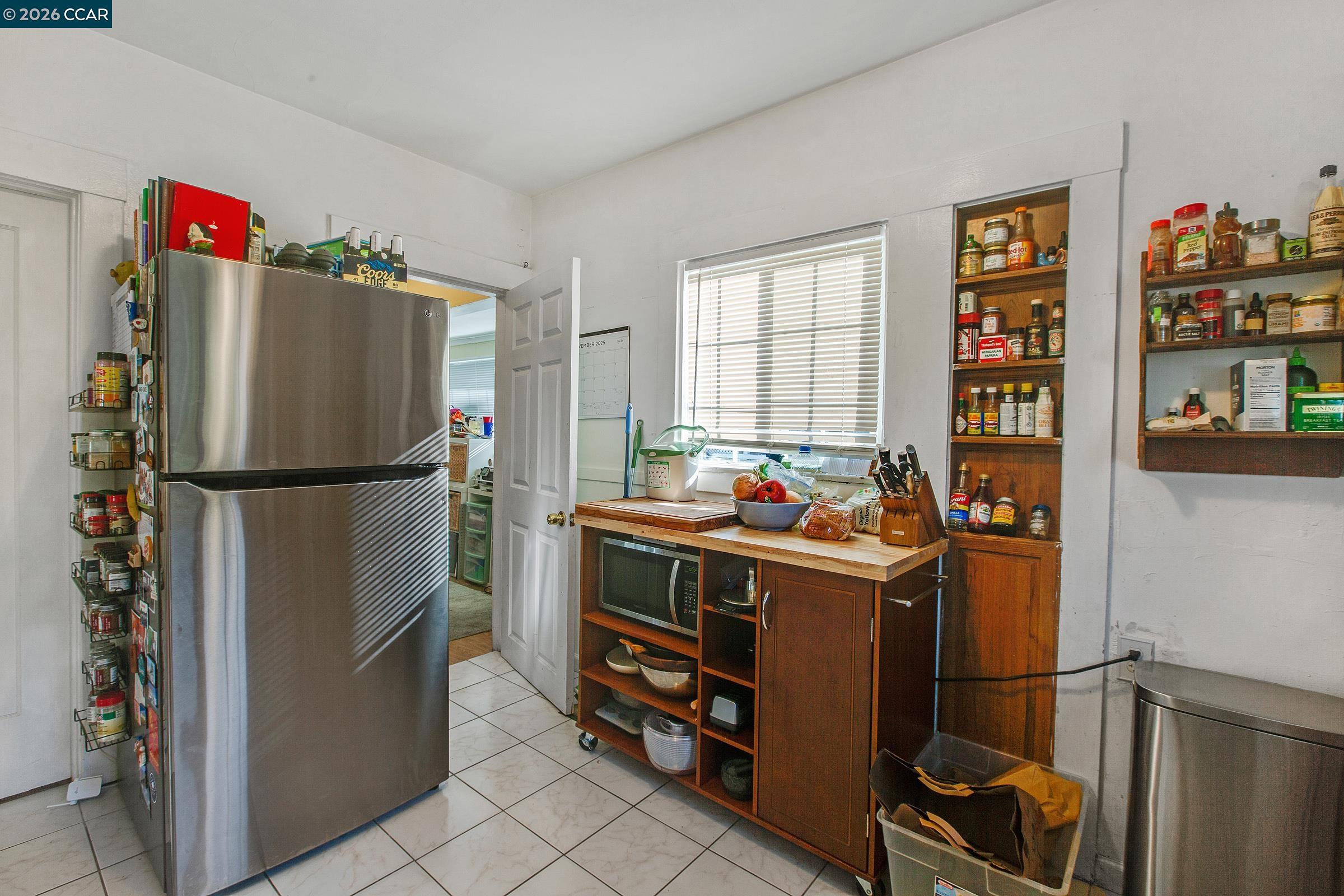 985 39 Street, Oakland CA 94608 — photo 9