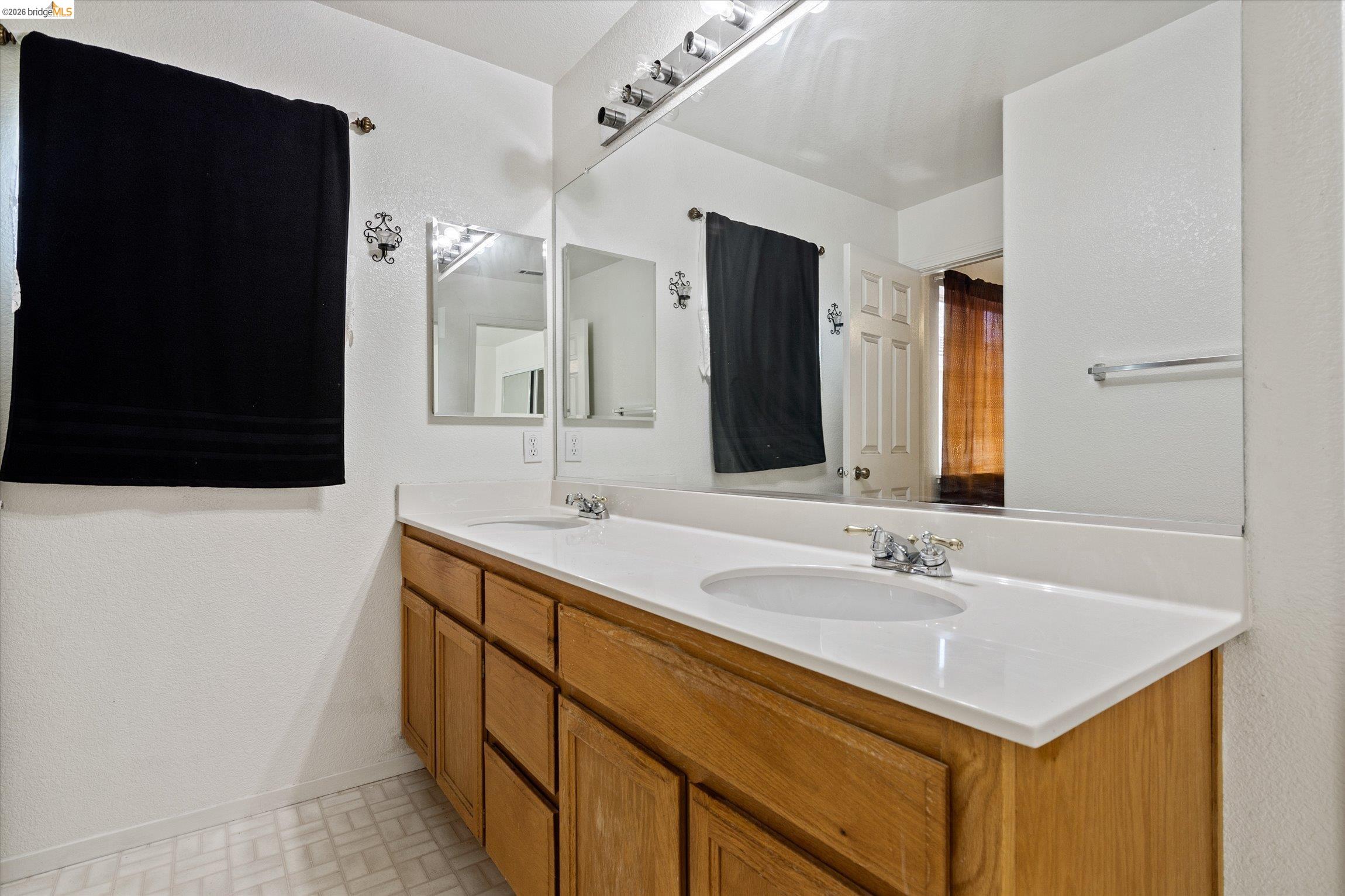 4137 Amargosa Dr, Antioch CA 94531 — photo 9