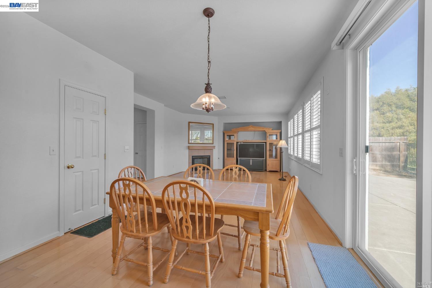 Rebecca Dr — photo 9