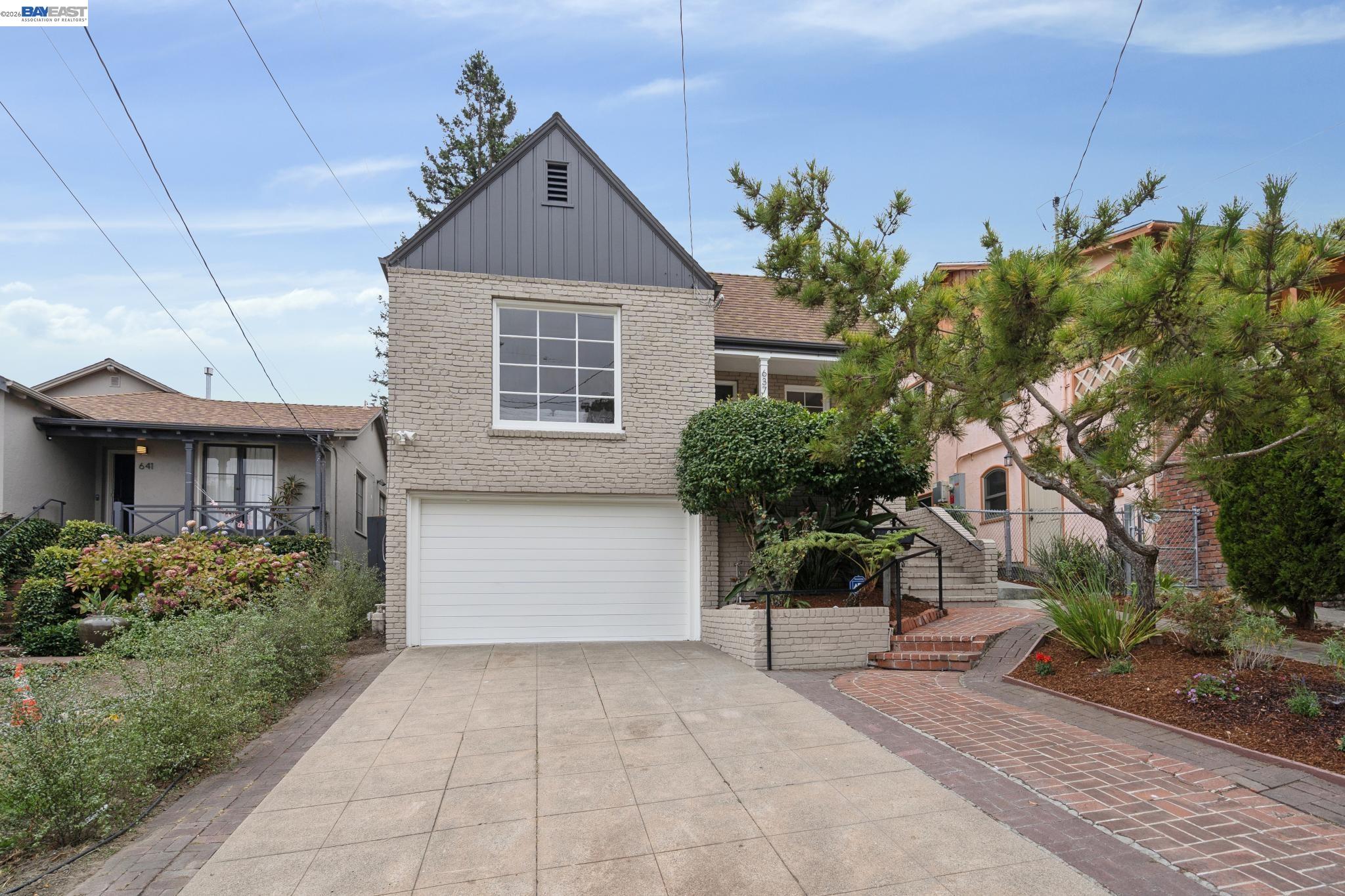 637 Boulevard Way