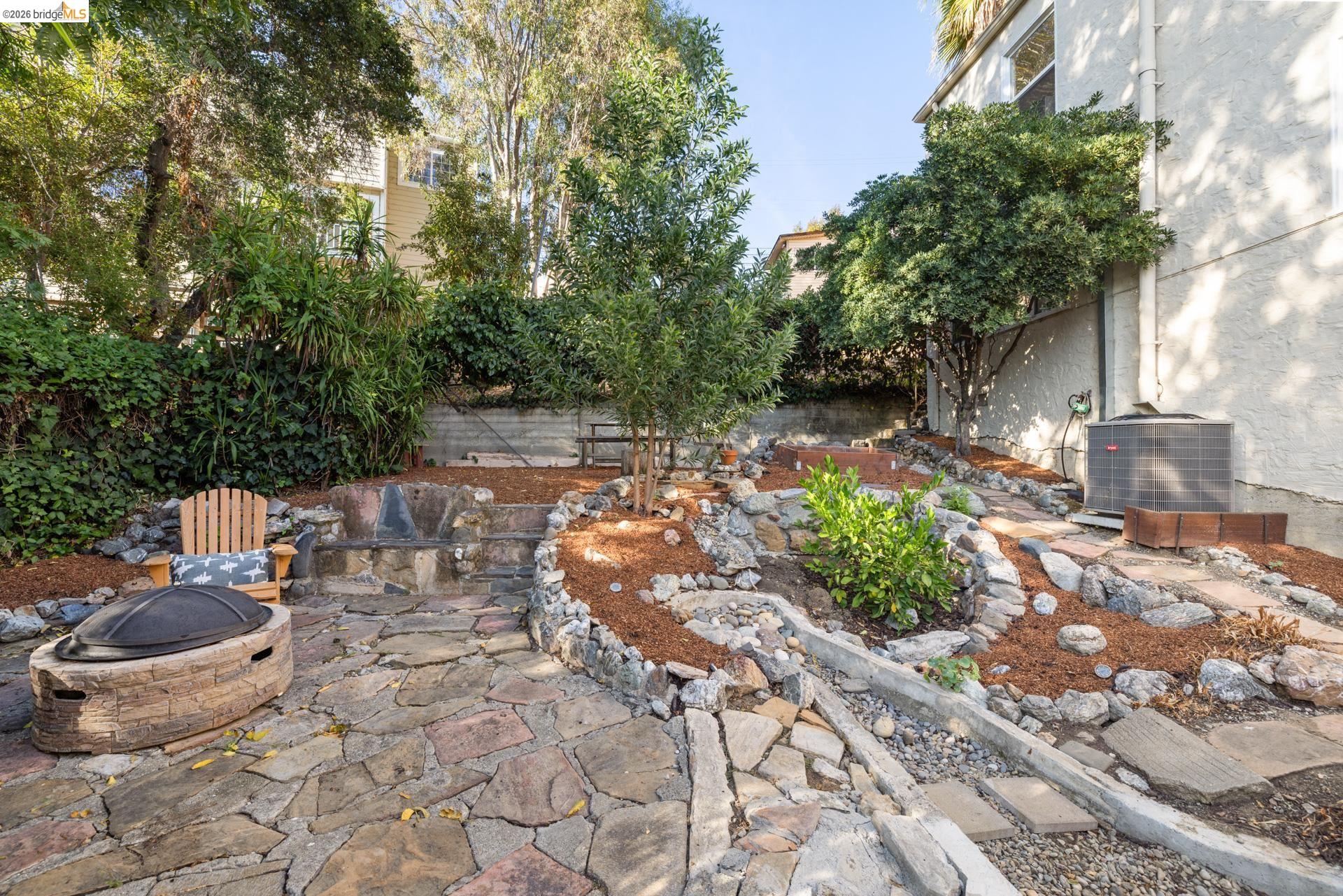 2925 El Monte Ave, Oakland CA 94605 — photo 49