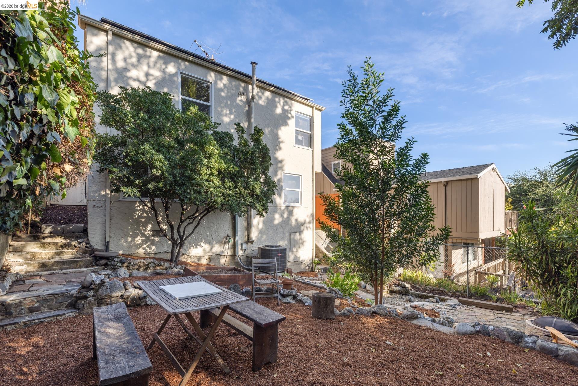 2925 El Monte Ave, Oakland CA 94605 — photo 53