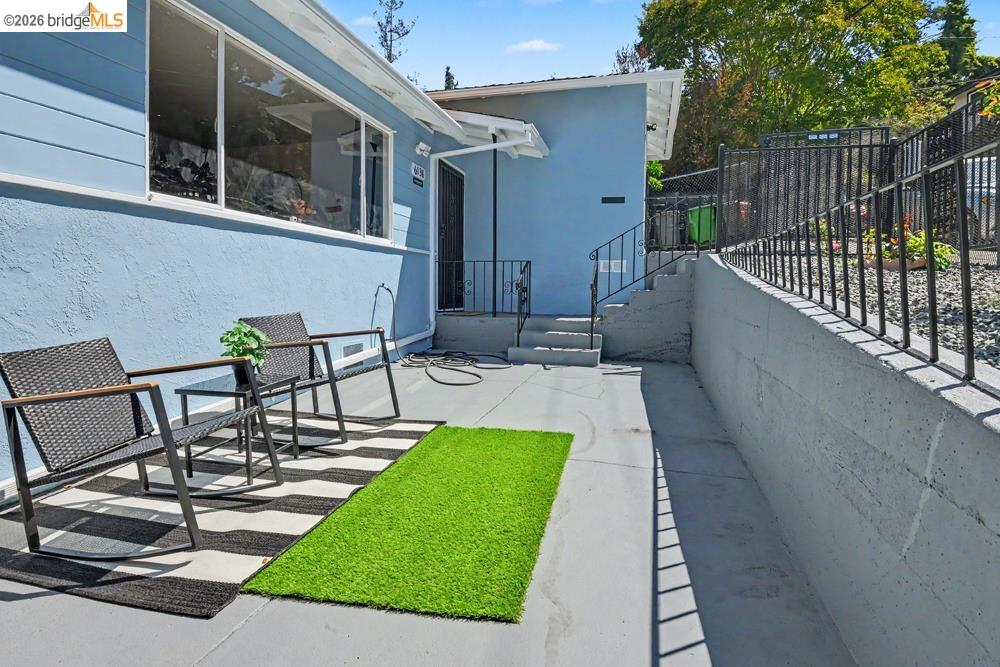 6138 Oakdale, Oakland CA 94605 — photo 8