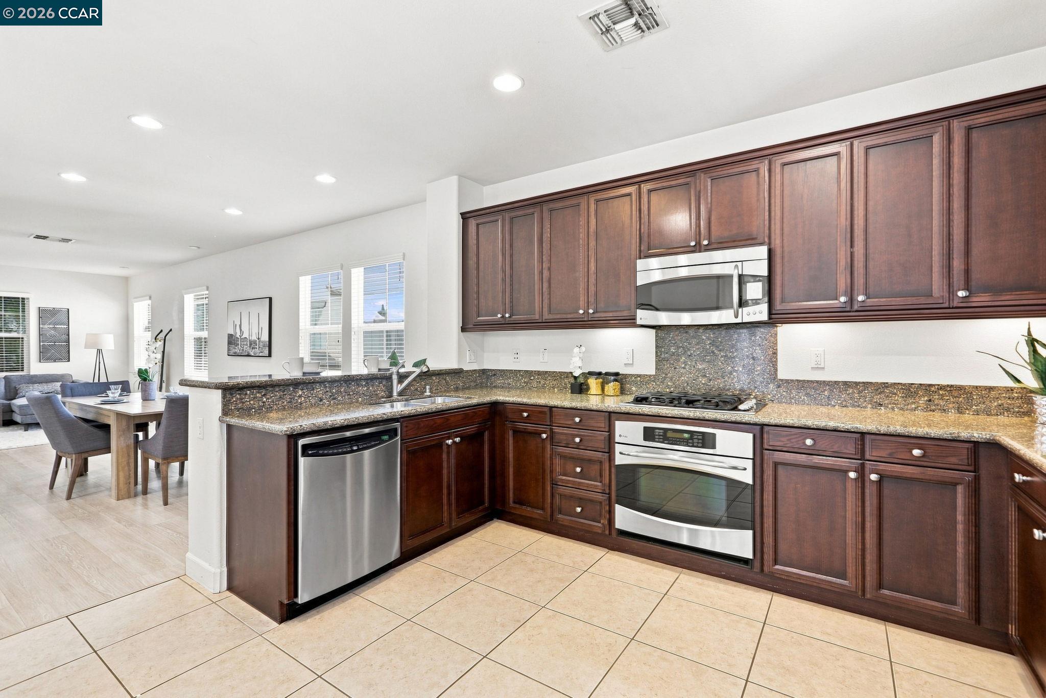 2939 Kobio Dr, Concord CA 94519 — photo 9