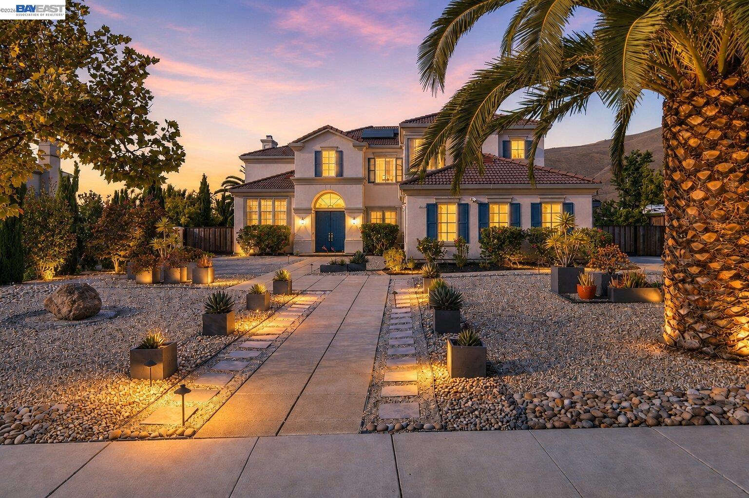 442 Pinewood Rd. 20019 CA