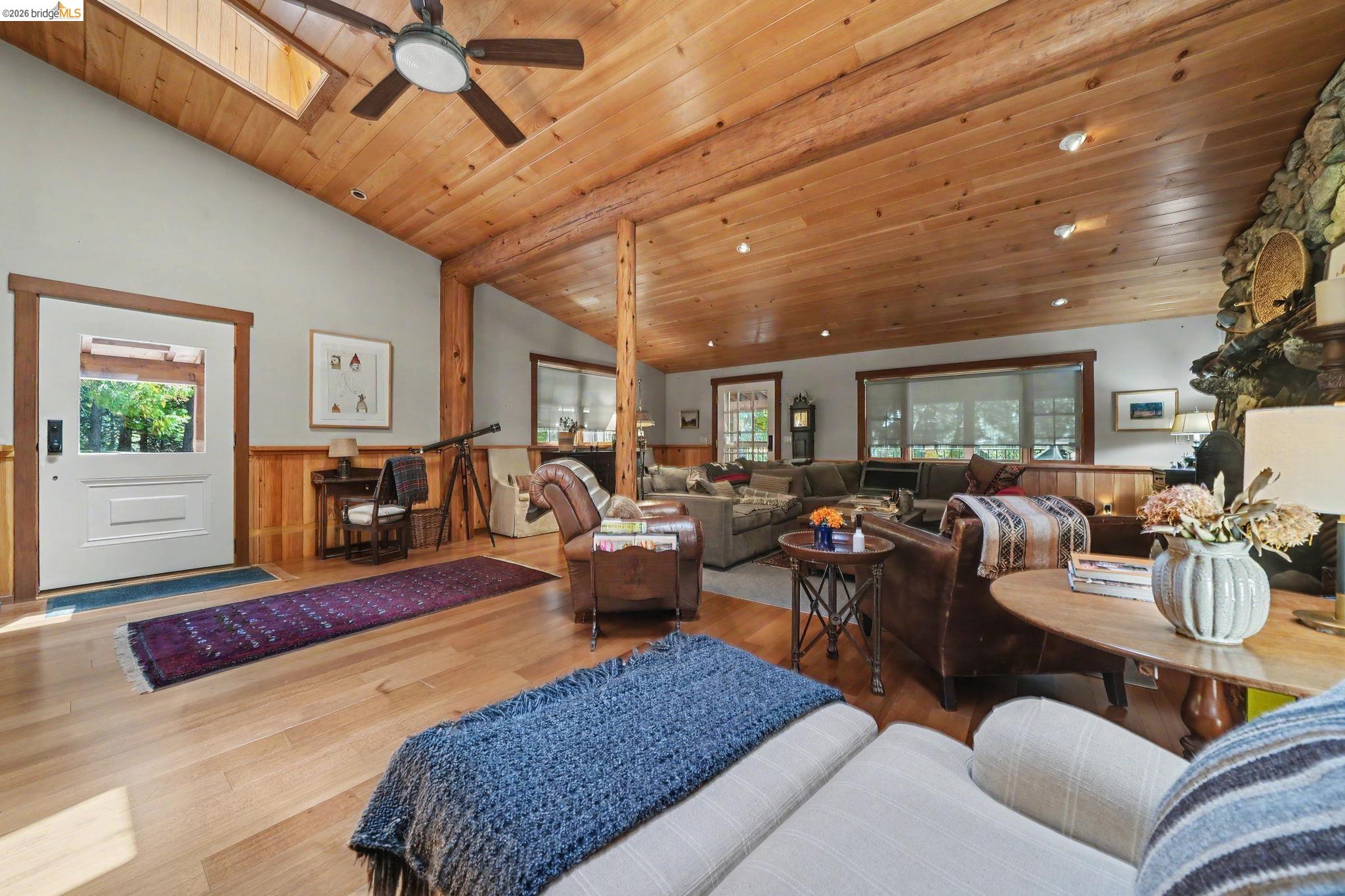 2495 Hangtree Trail, Arnold CA 95223 — photo 16