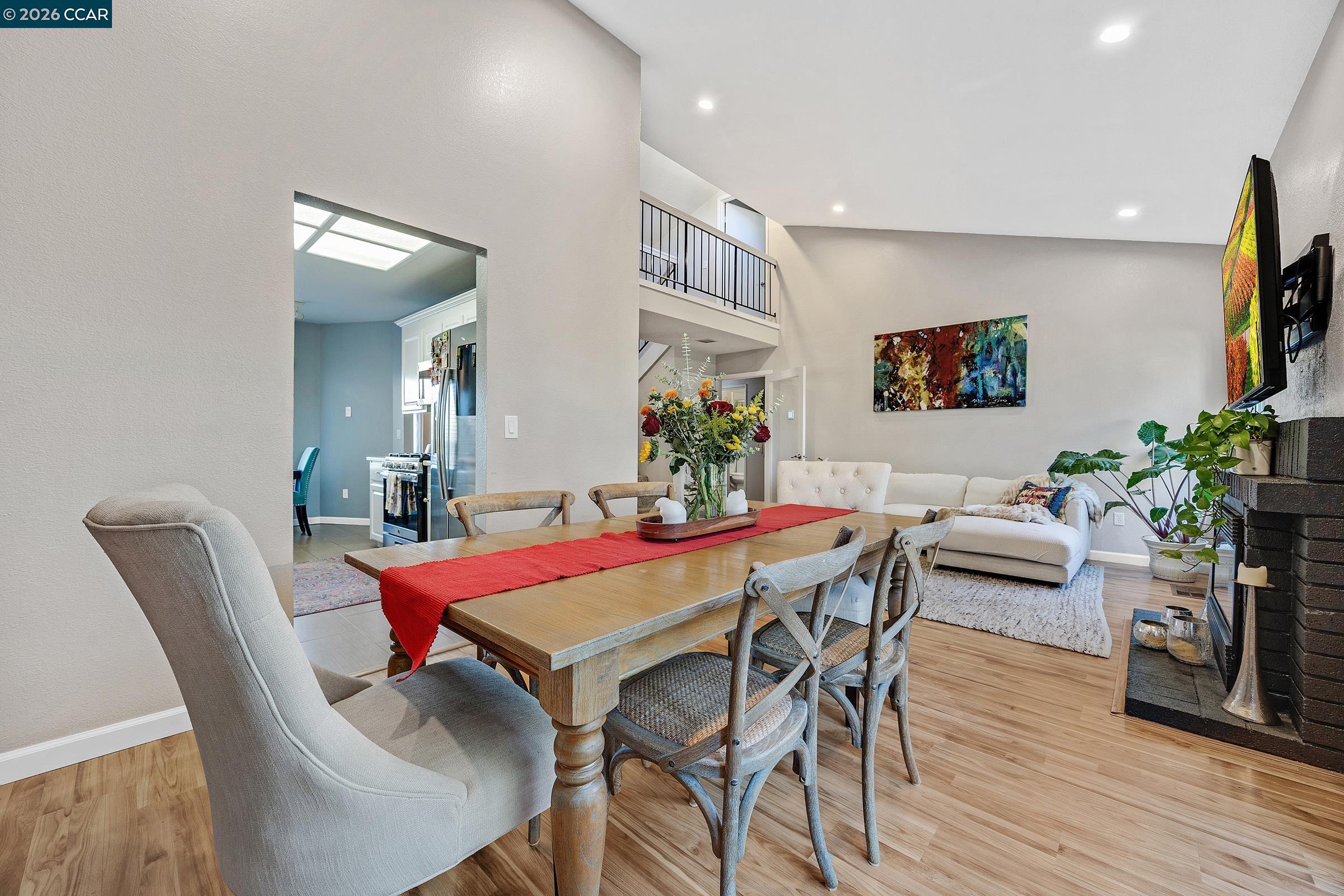 35 Sapphire Ct, Hercules CA 94547 — photo 11