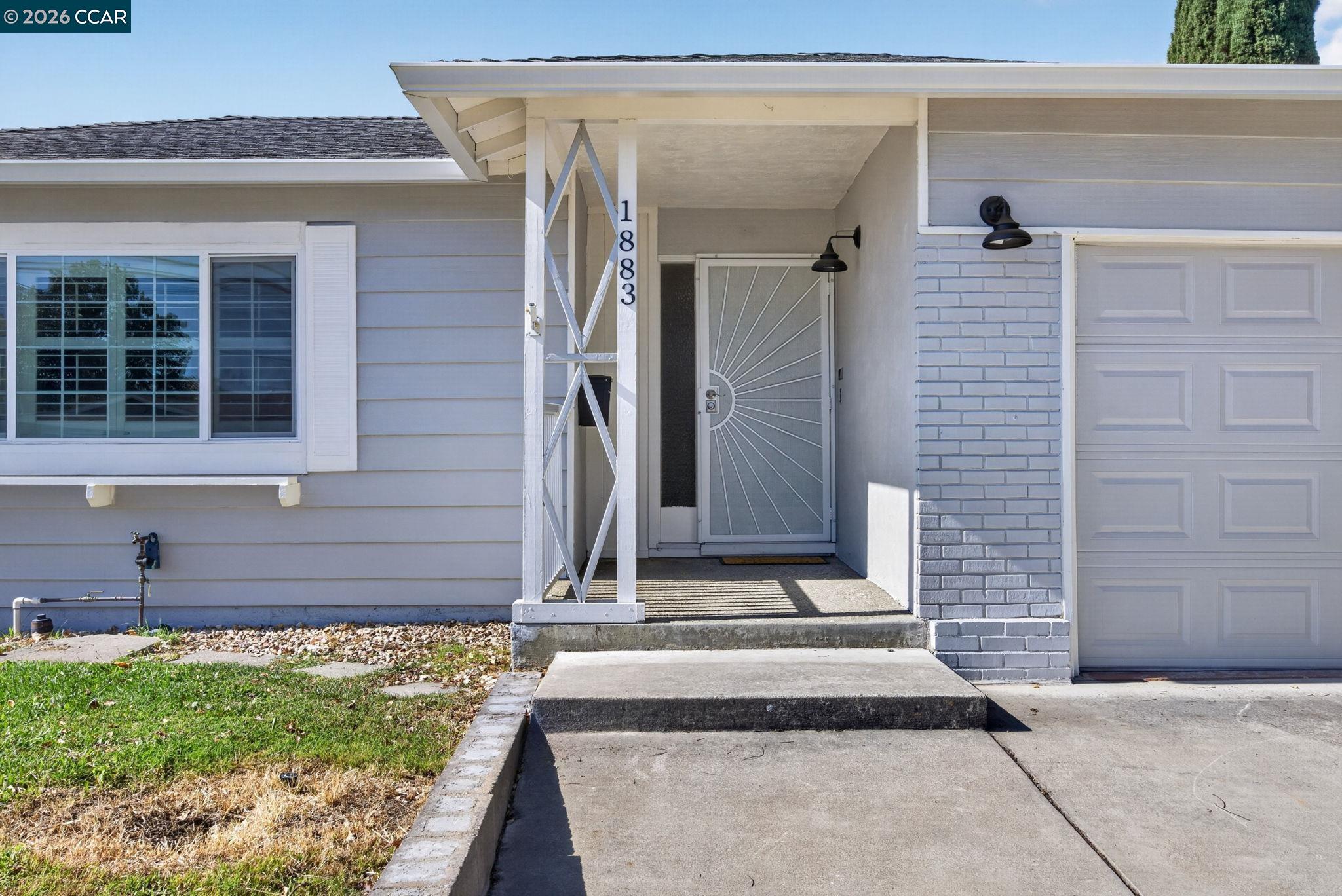 1883 Lynwood Dr, Concord, CA 94519 photo 3