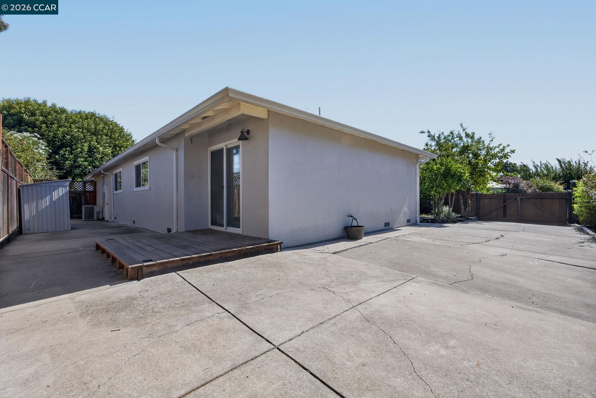1883 Lynwood Dr, Concord, CA 94519 photo 46