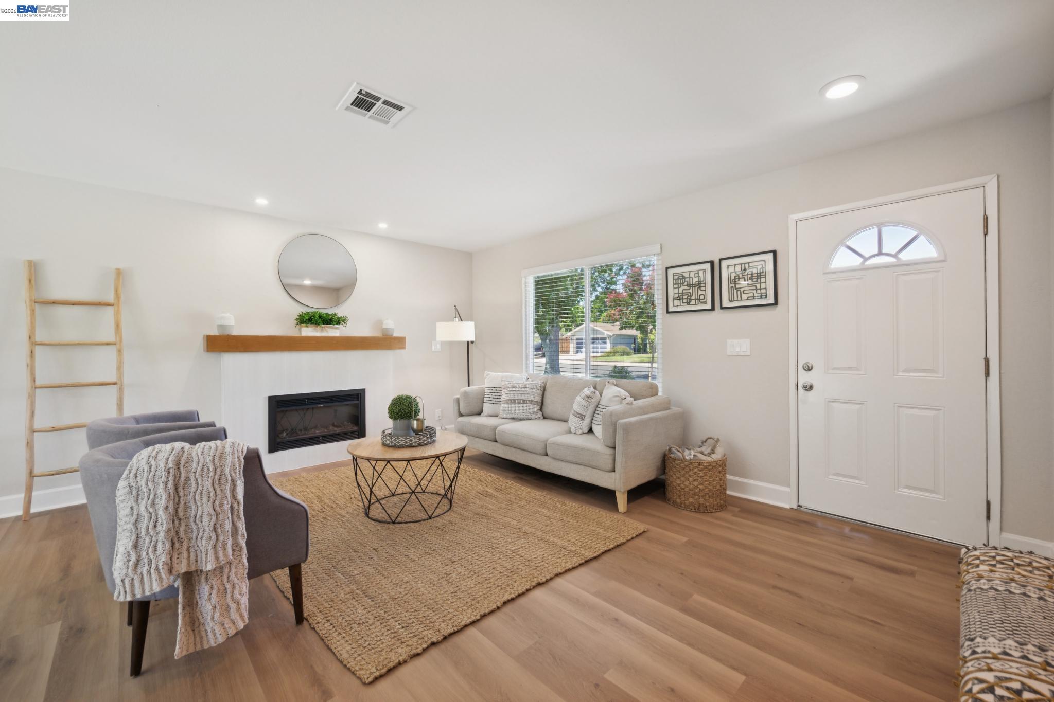 1665 Honeysuckle Rd, Livermore CA 94551 — photo 7