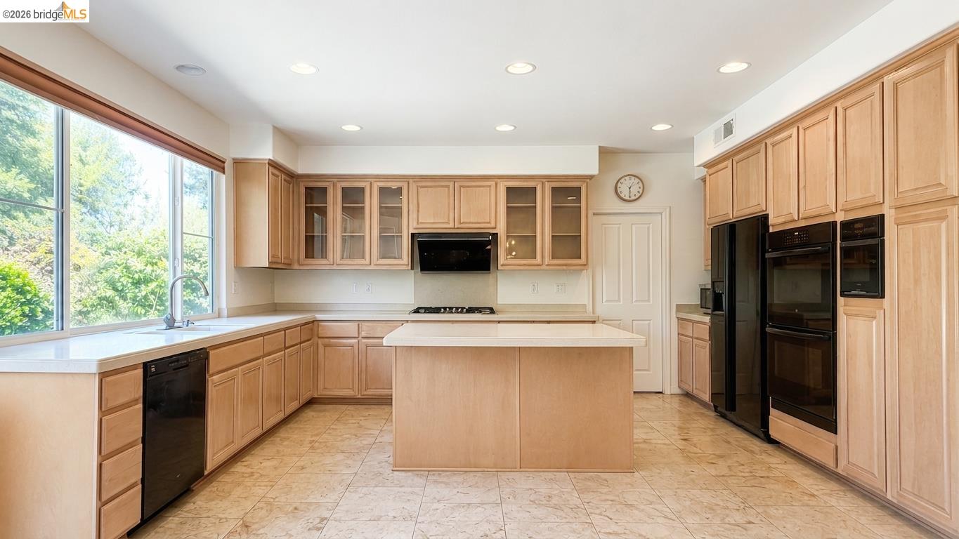 7634 buckeye ct, Dublin CA 94568 — photo 11