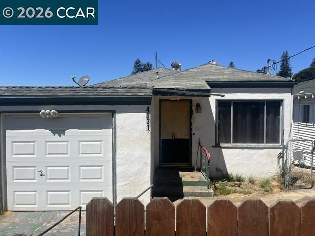 Front Image Thumbnail for CC41147172