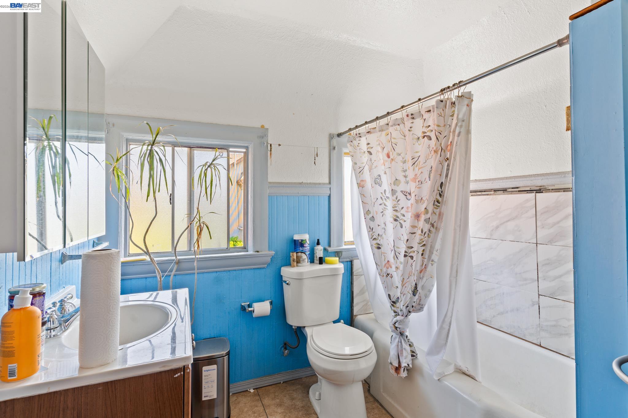 3856 West St, Oakland CA 94608 — photo 19