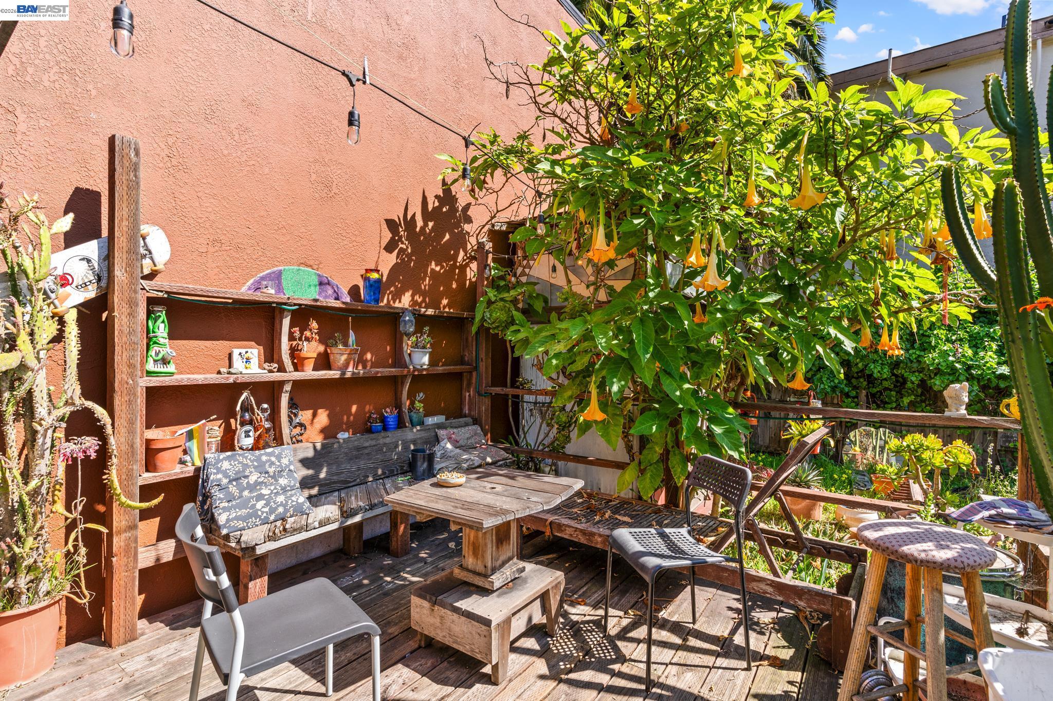 3856 West St, Oakland CA 94608 — photo 22
