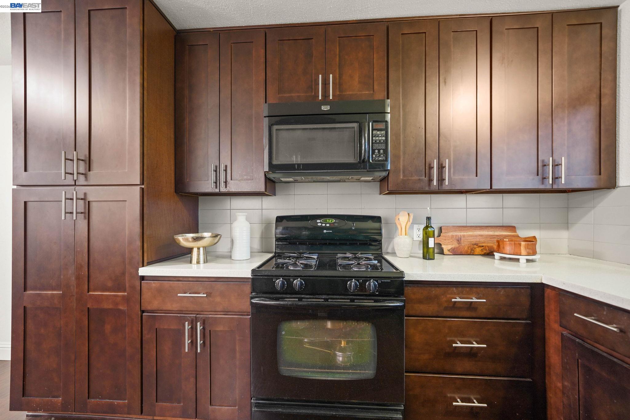 1260 Highland Blvd, Hayward CA 94542 — photo 11