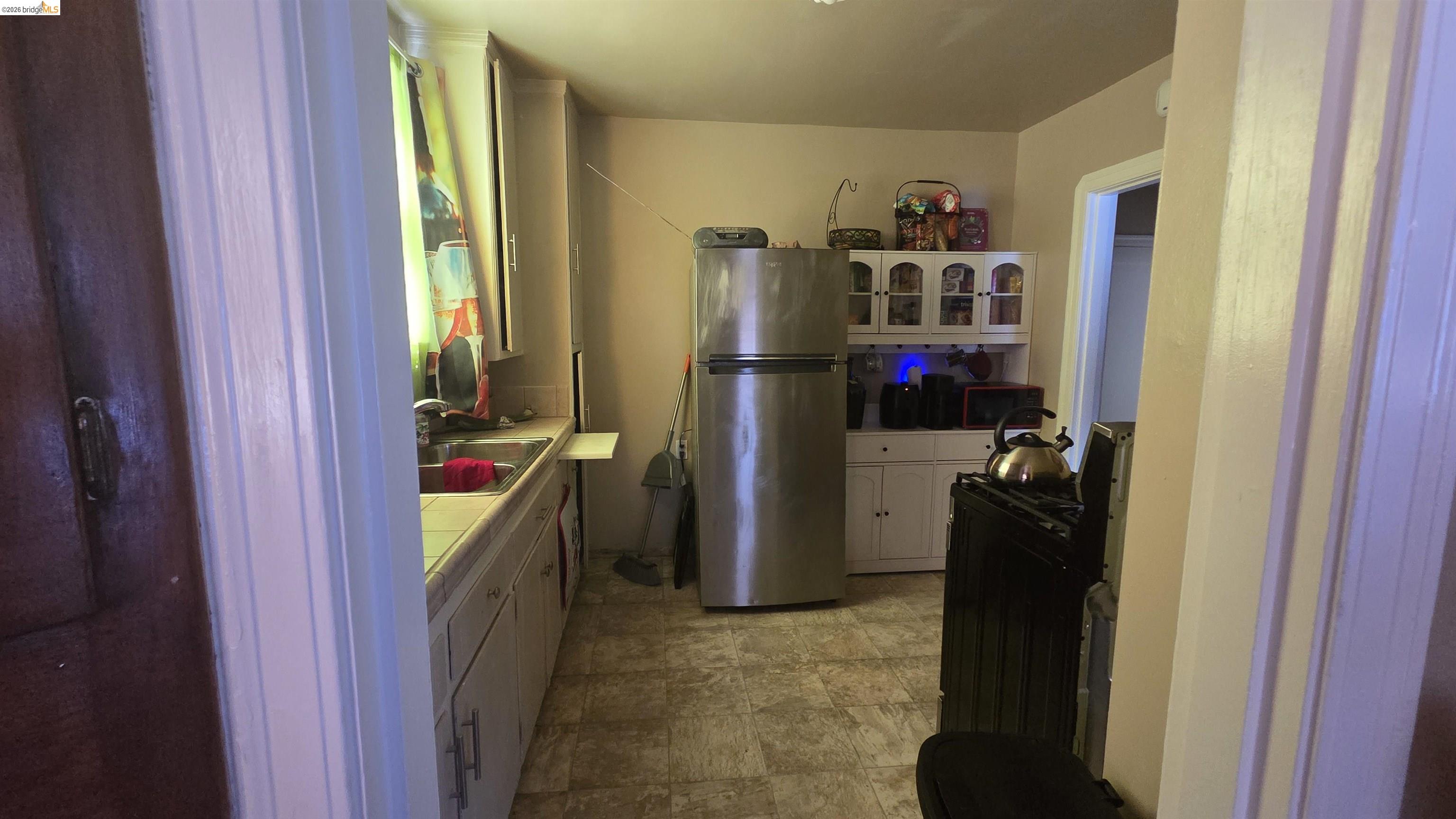 817 Alameda St, Vallejo CA 94590 — photo 6