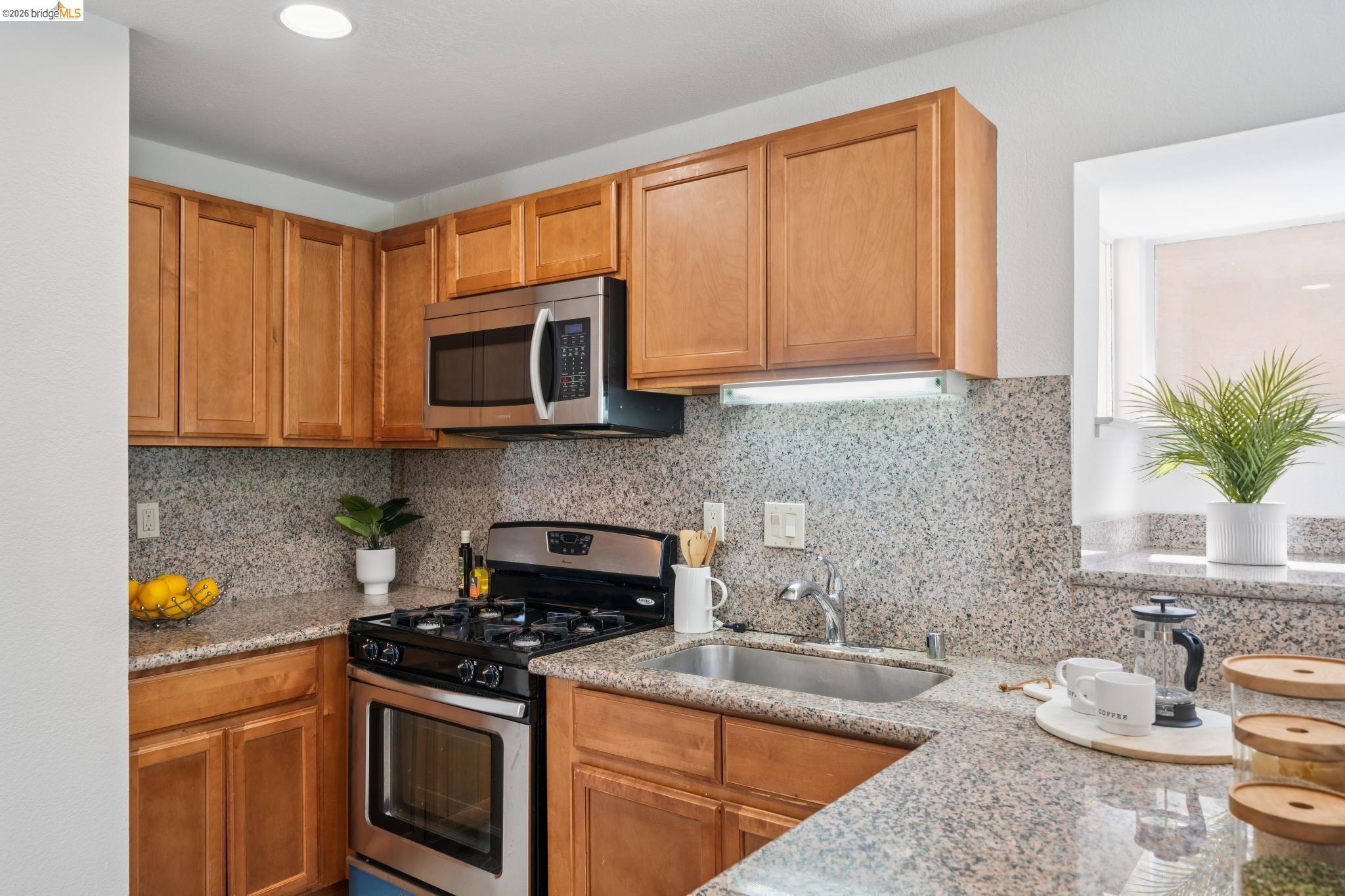 99 Austin Ave, Hayward, CA 94544 photo 20