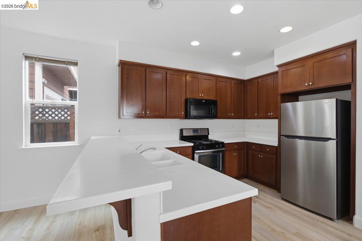 313 Felice Circle, Pinole CA 94564 — photo 9