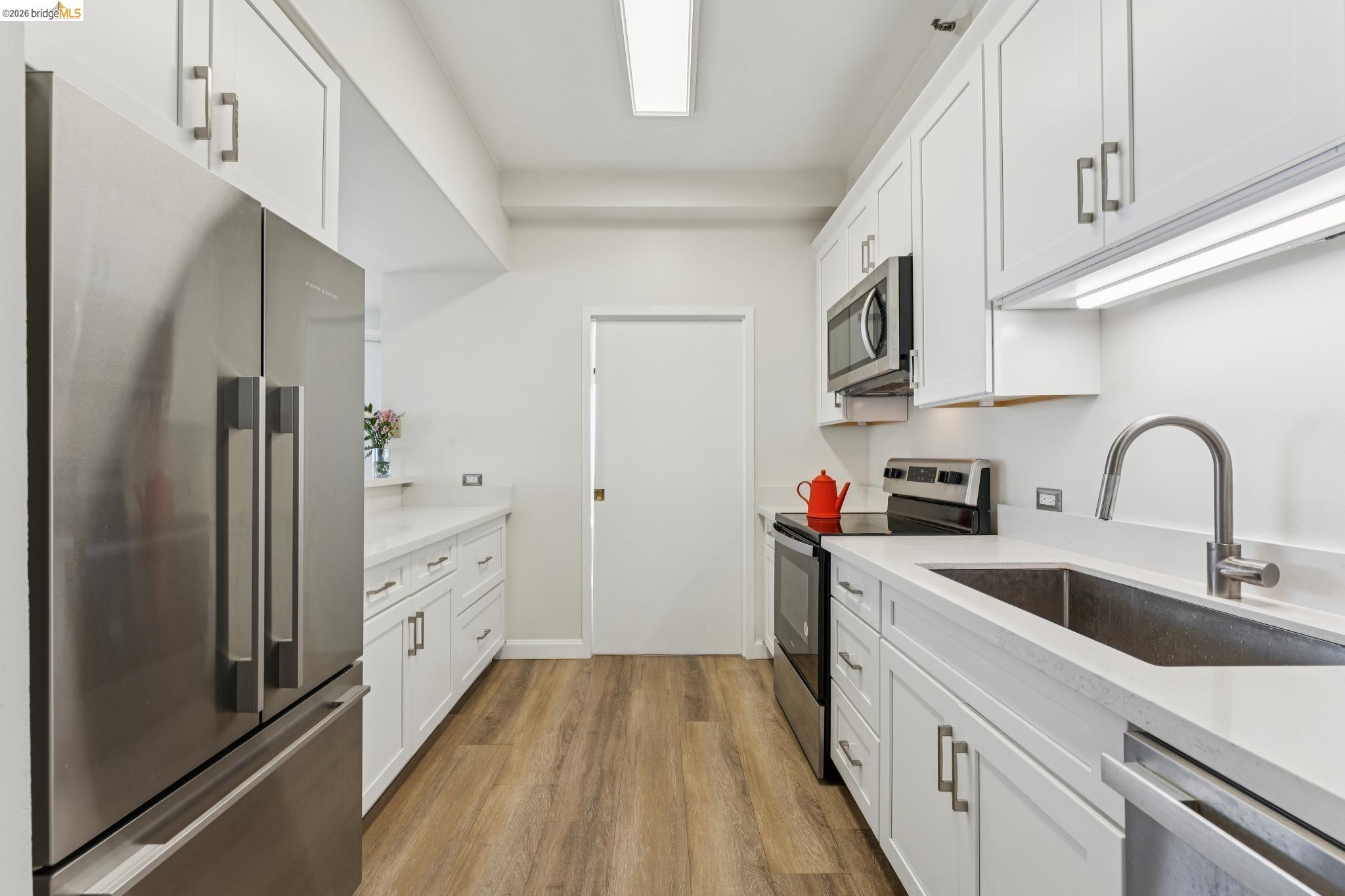 6363 Christie Ave # 2307, Emeryville CA 94608 — photo 15