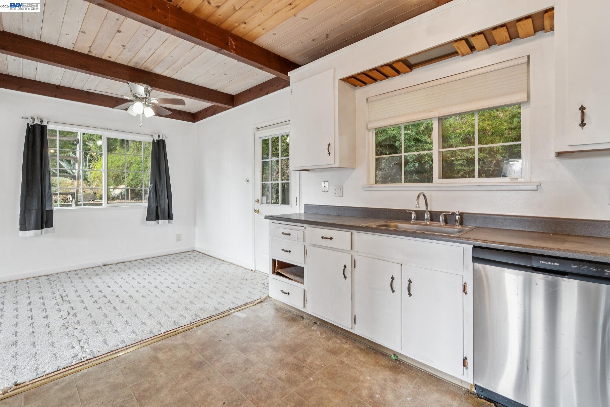 6151 Valley View Rd, Oakland CA 94611 — photo 19