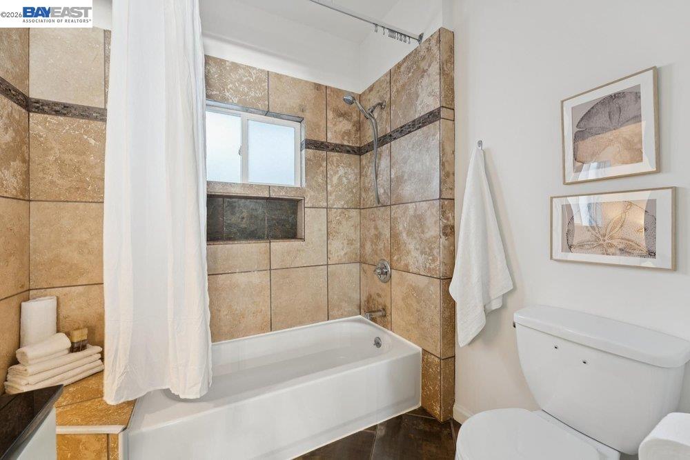 364 Lester Ave, Oakland CA 94606 — photo 12