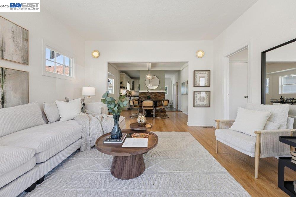 364 Lester Ave, Oakland CA 94606 — photo 4