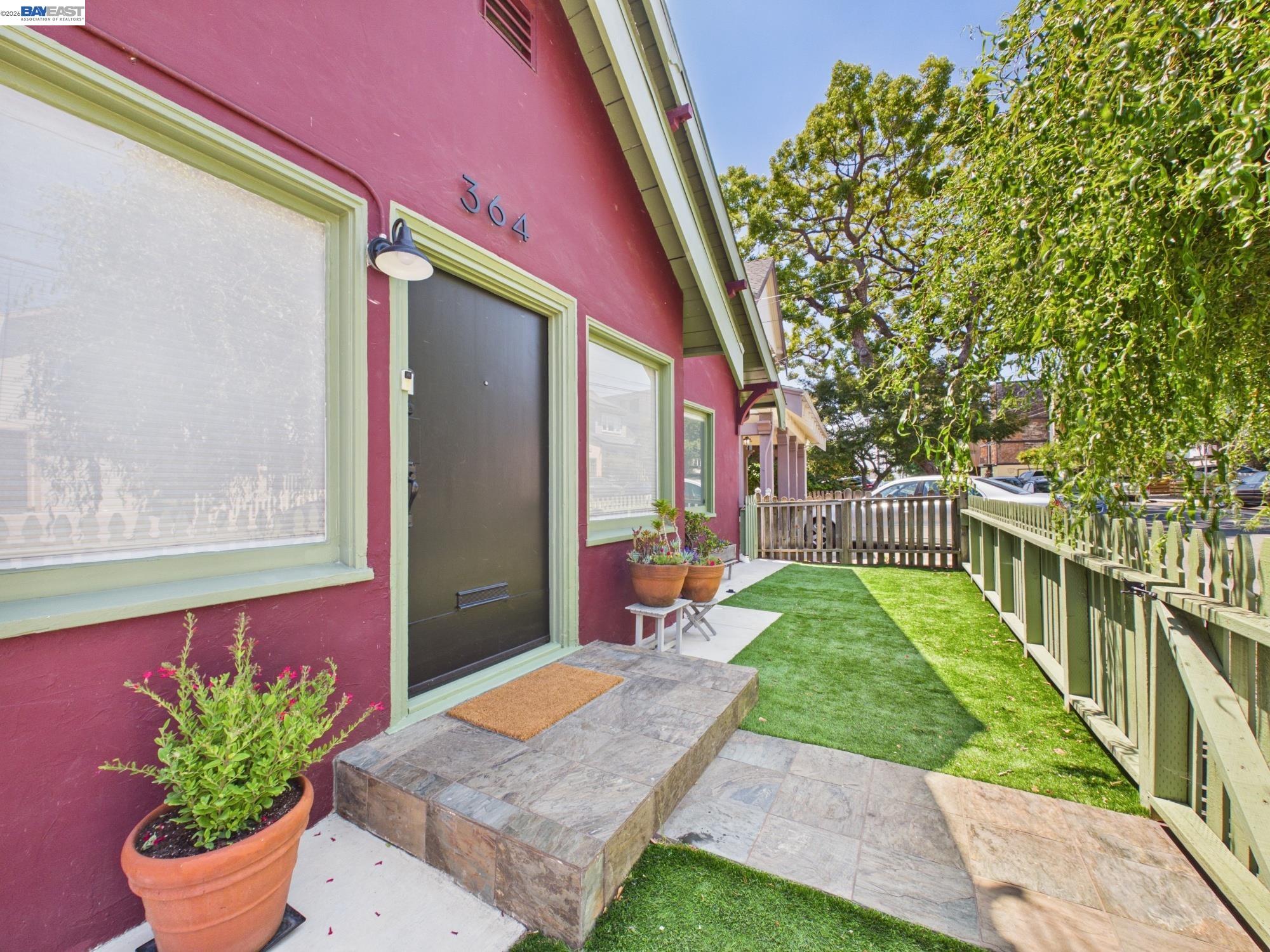 364 Lester Ave, Oakland CA 94606 — photo 32