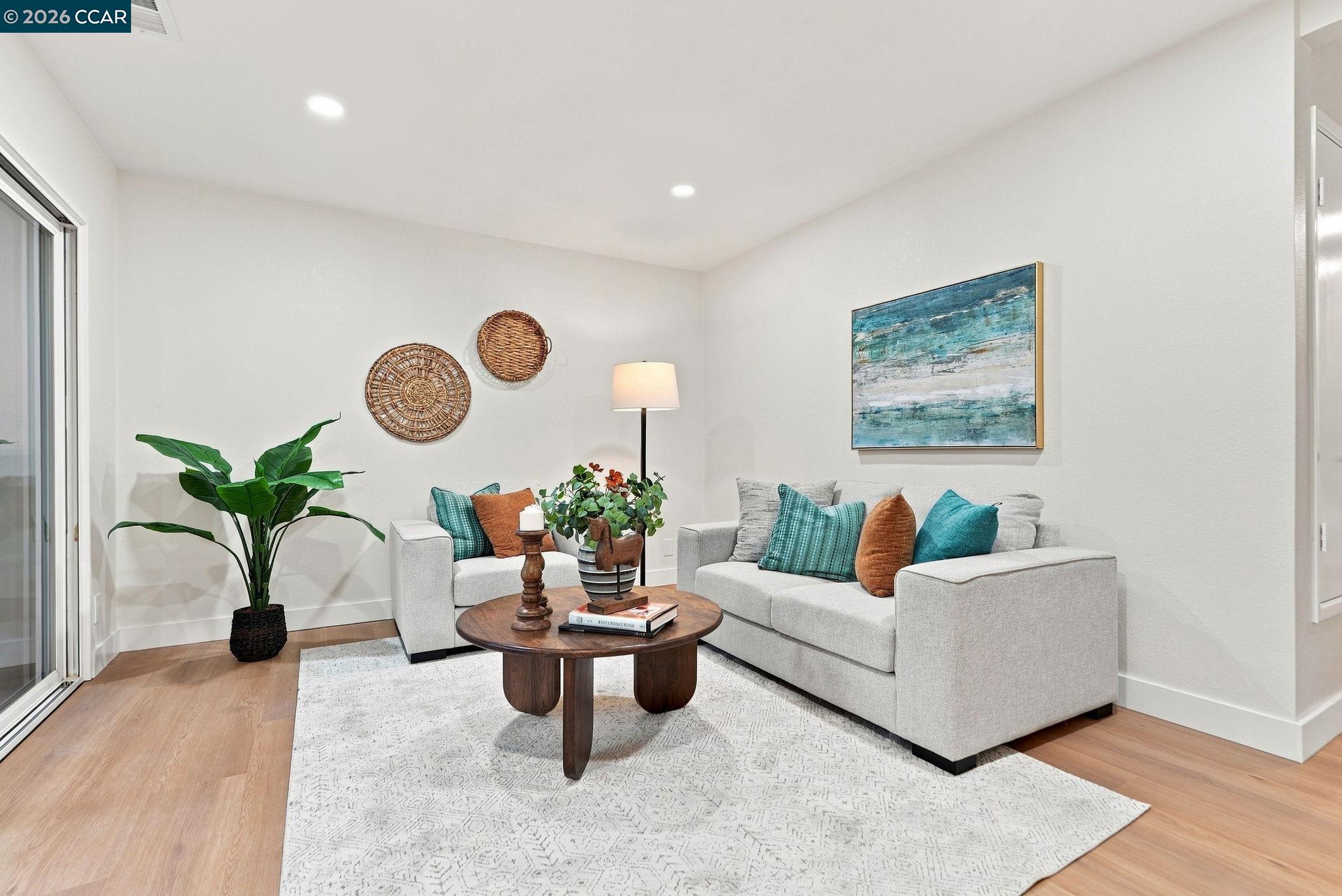 42 Emery Bay Dr, Emeryville CA 94608 — photo 12