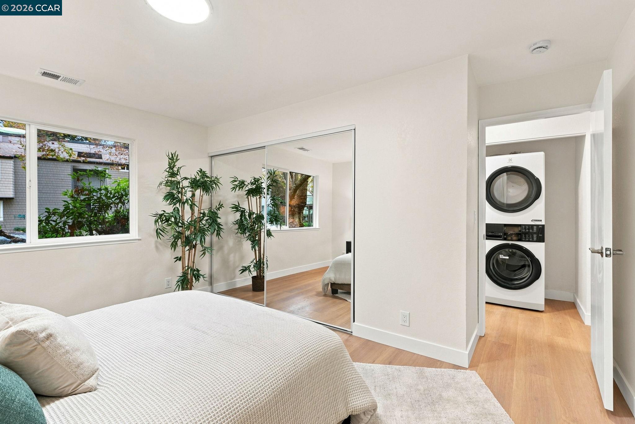42 Emery Bay Dr, Emeryville CA 94608 — photo 20