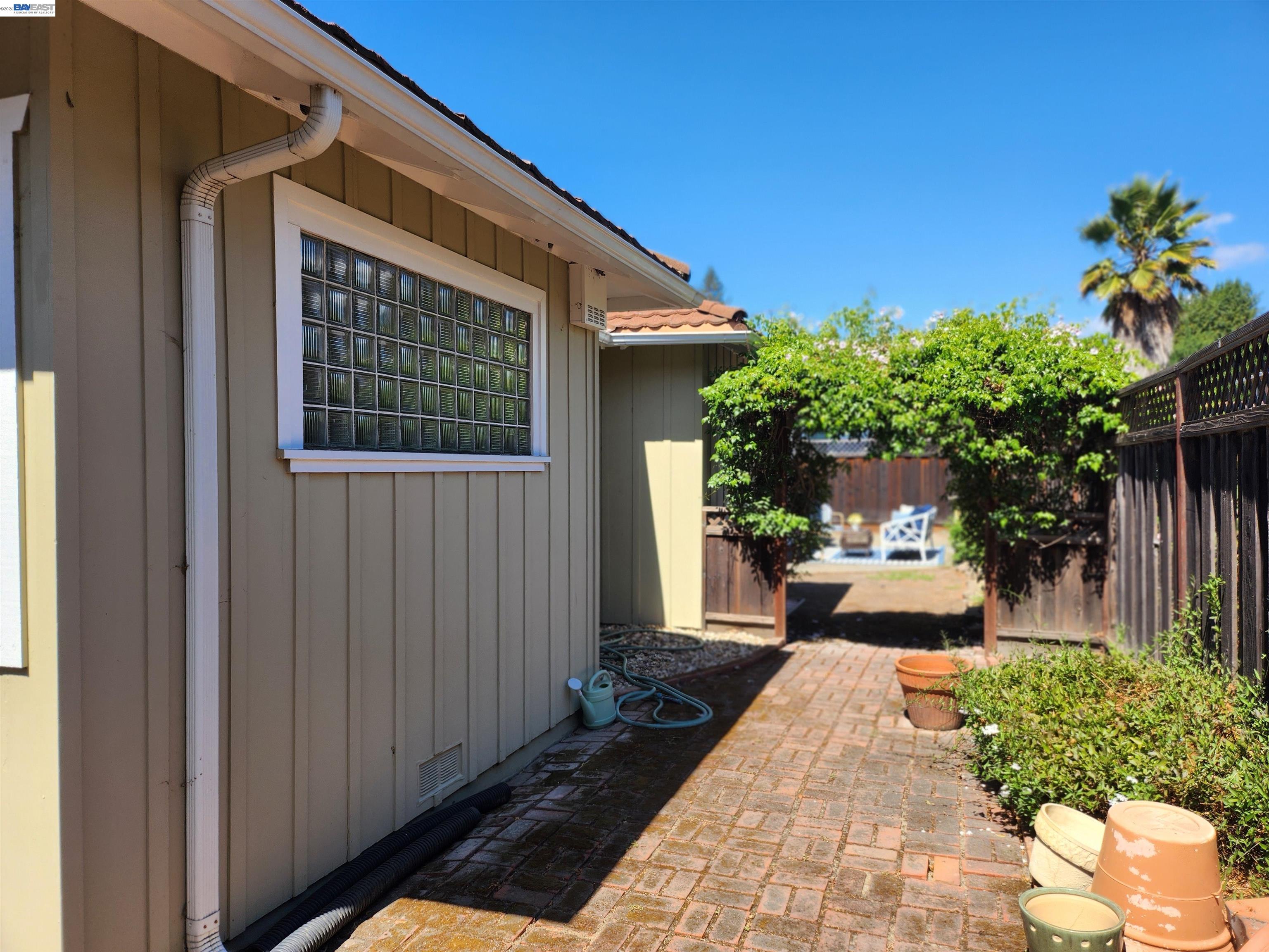 22590 Norwood Dr, Hayward CA 94541 — photo 15
