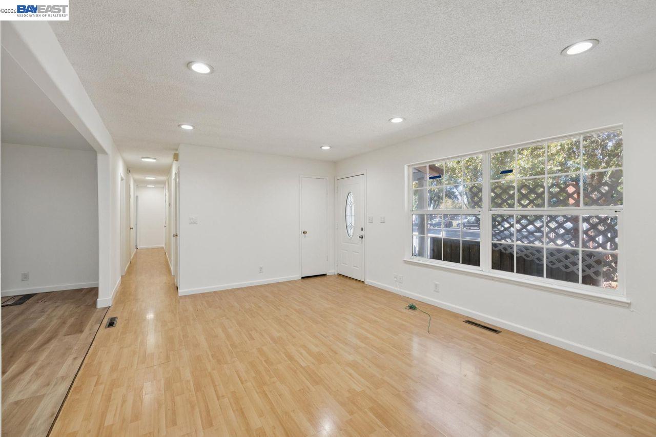 1712 Morrill Ave, San Jose CA 95132 — photo 8