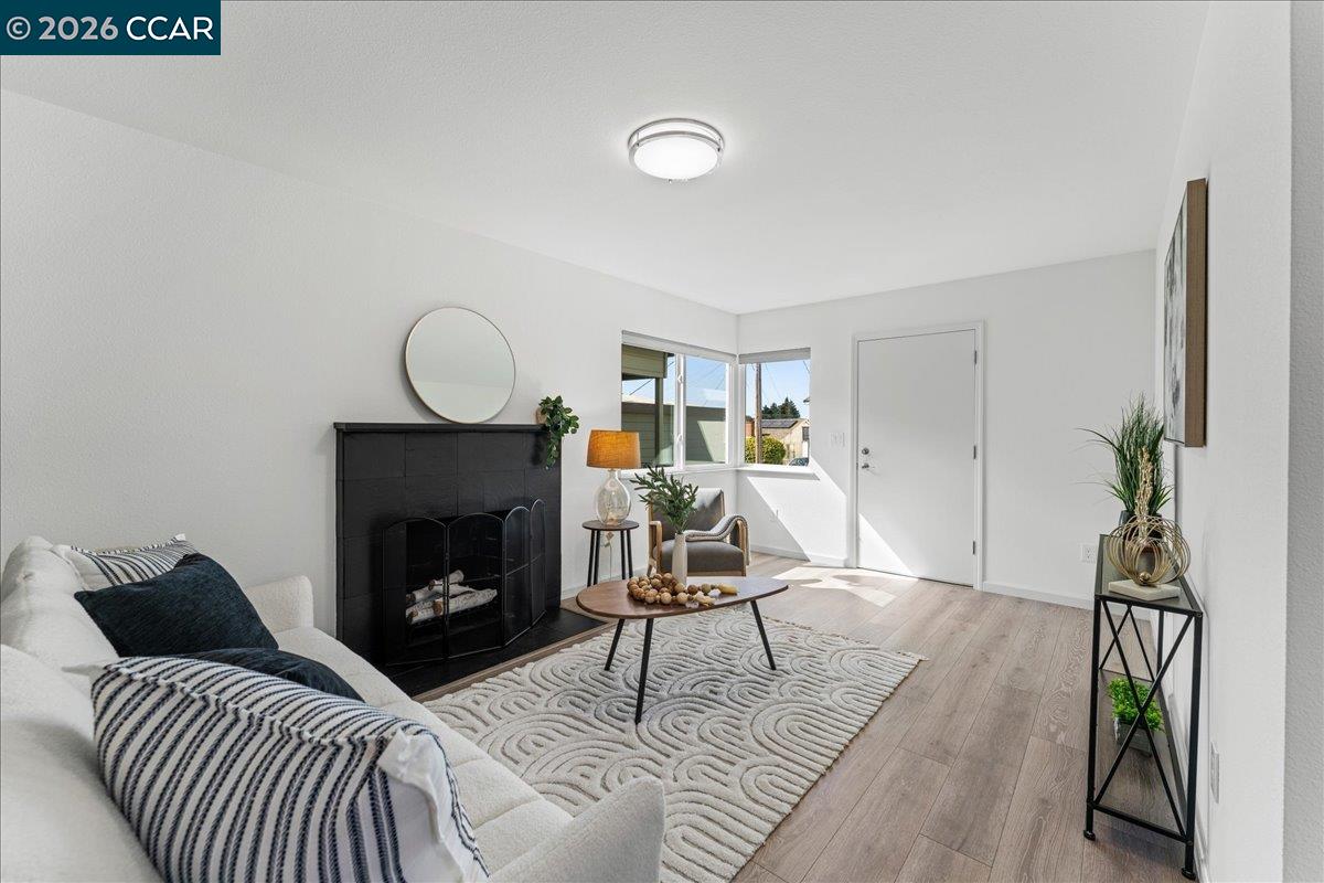 1436 Everett St, El Cerrito CA 94530 — photo 2