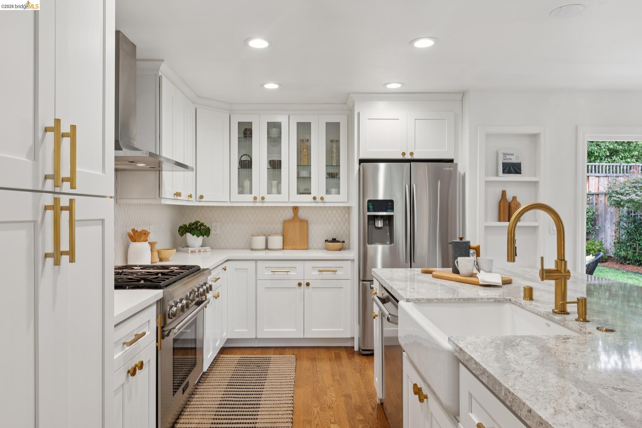 626 Caldwell Rd, Oakland CA 94611 — photo 17