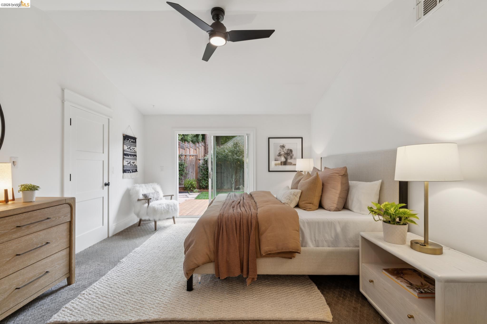 626 Caldwell Rd, Oakland CA 94611 — photo 22