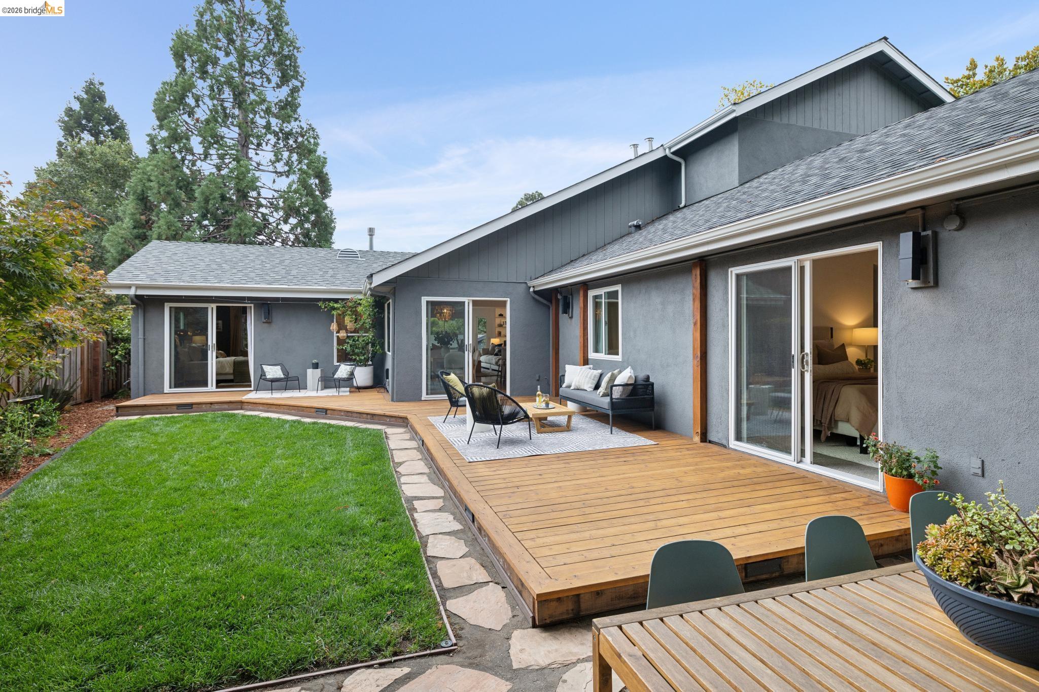 626 Caldwell Rd, Oakland CA 94611 — photo 24