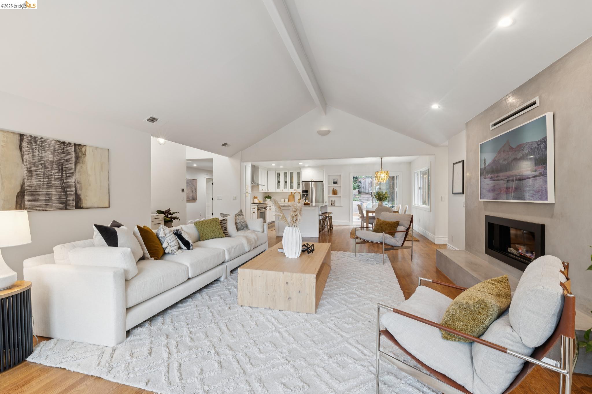 626 Caldwell Rd, Oakland CA 94611 — photo 10