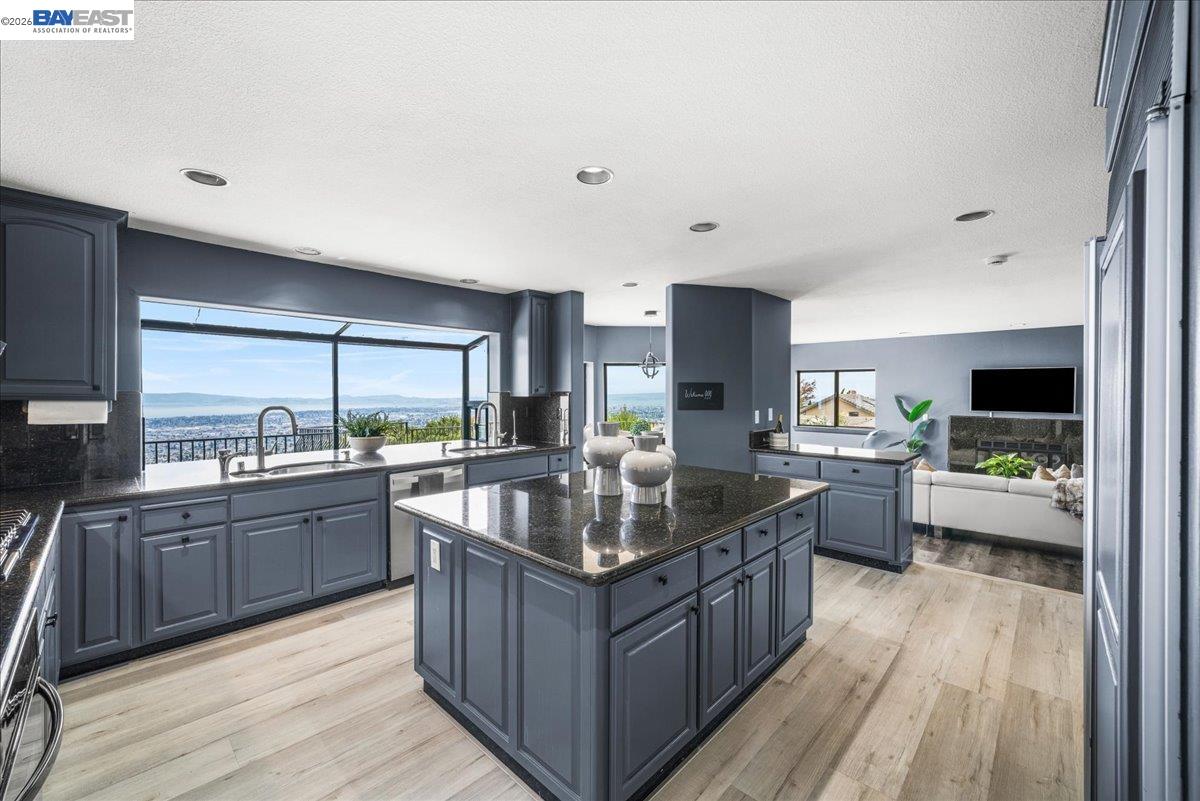 13331 Campus Dr, Oakland CA 94619 — photo 42