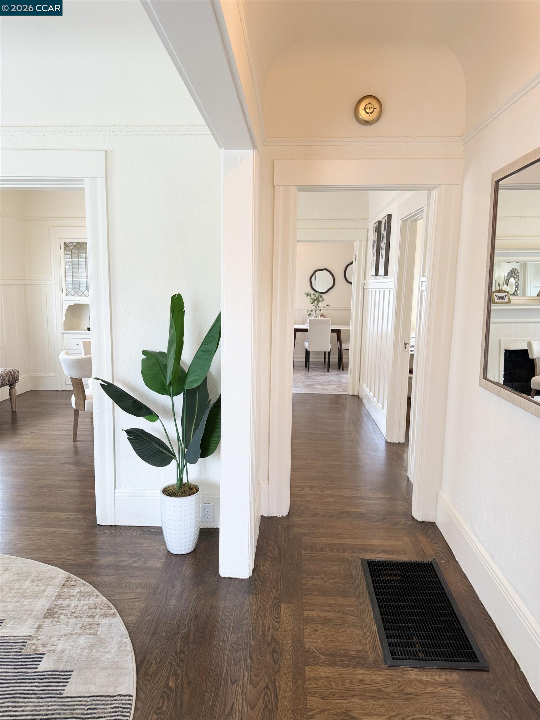 829 Aileen St, Oakland CA 94608 — photo 4