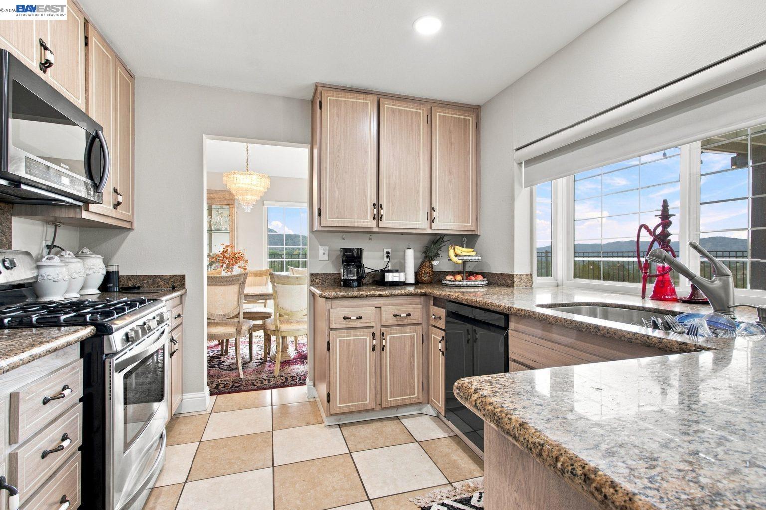 3814 Painted Pony Rd, El Sobrante CA 94803 — photo 16