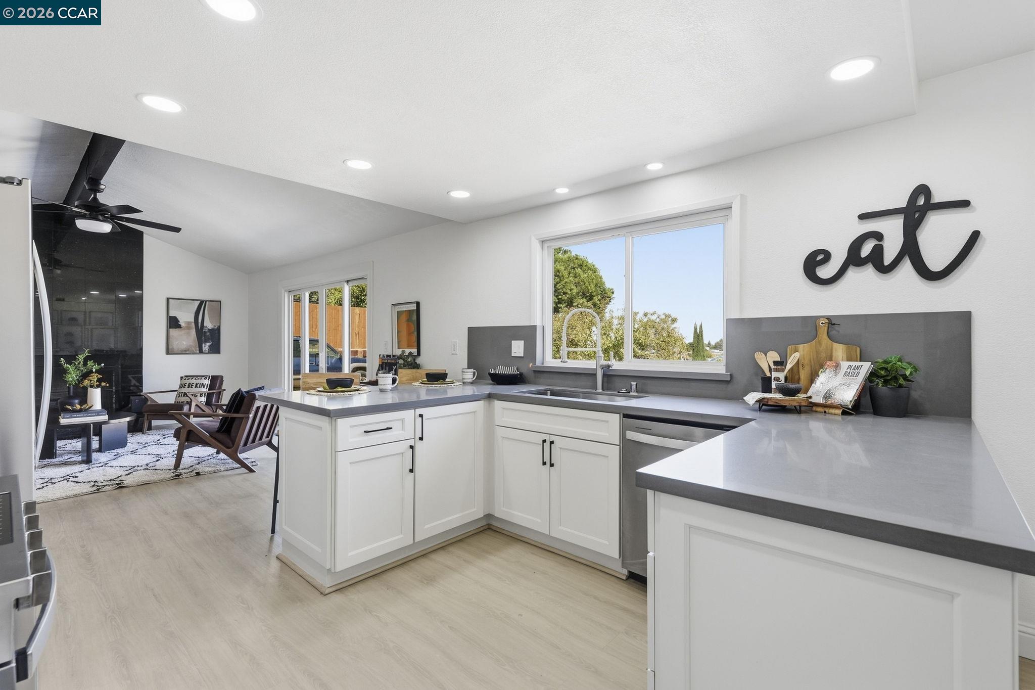 4295 Suzanne Dr, Pittsburg CA 94565 — photo 23