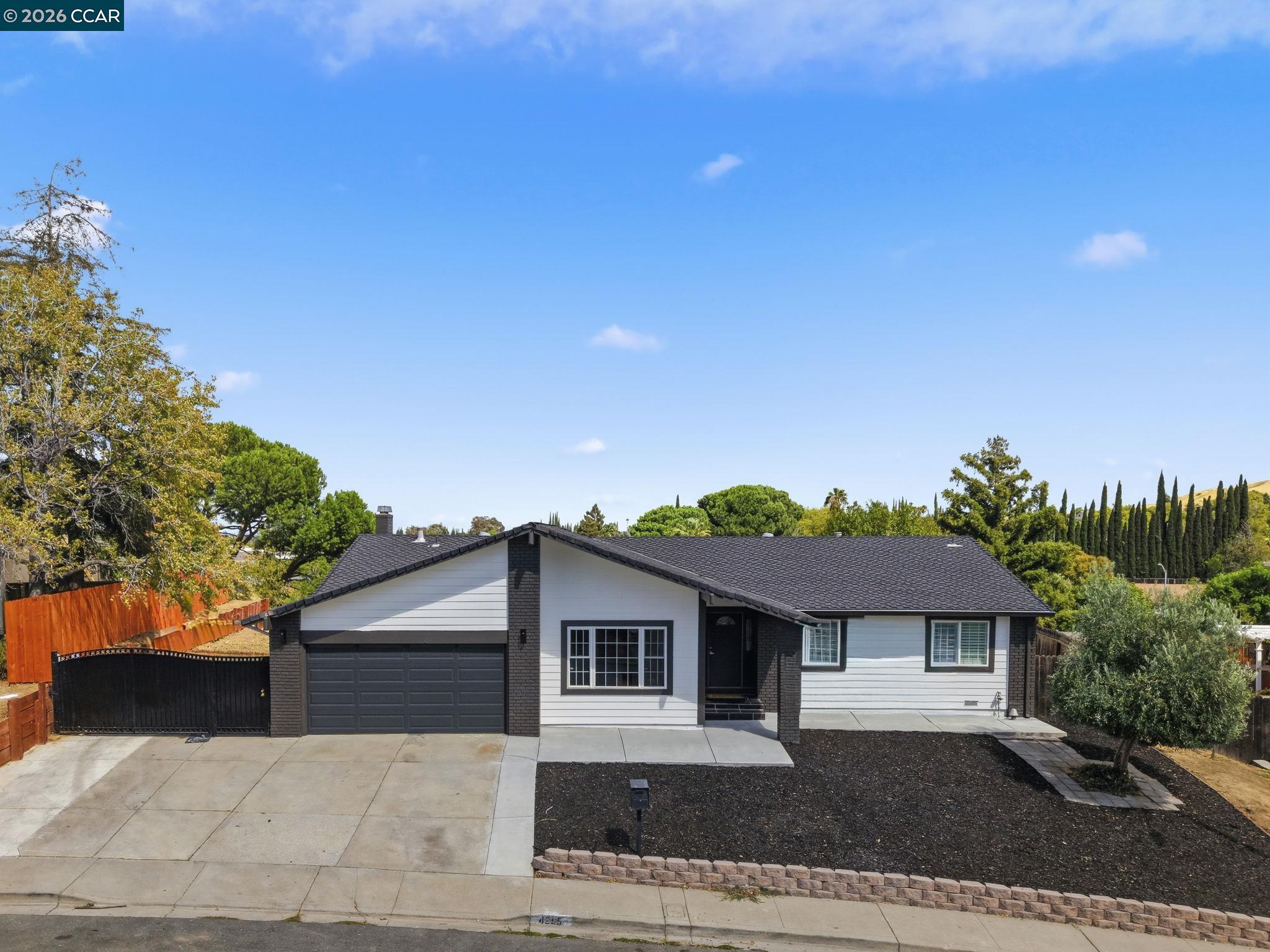 4295 Suzanne Dr, Pittsburg CA 94565 — photo 6