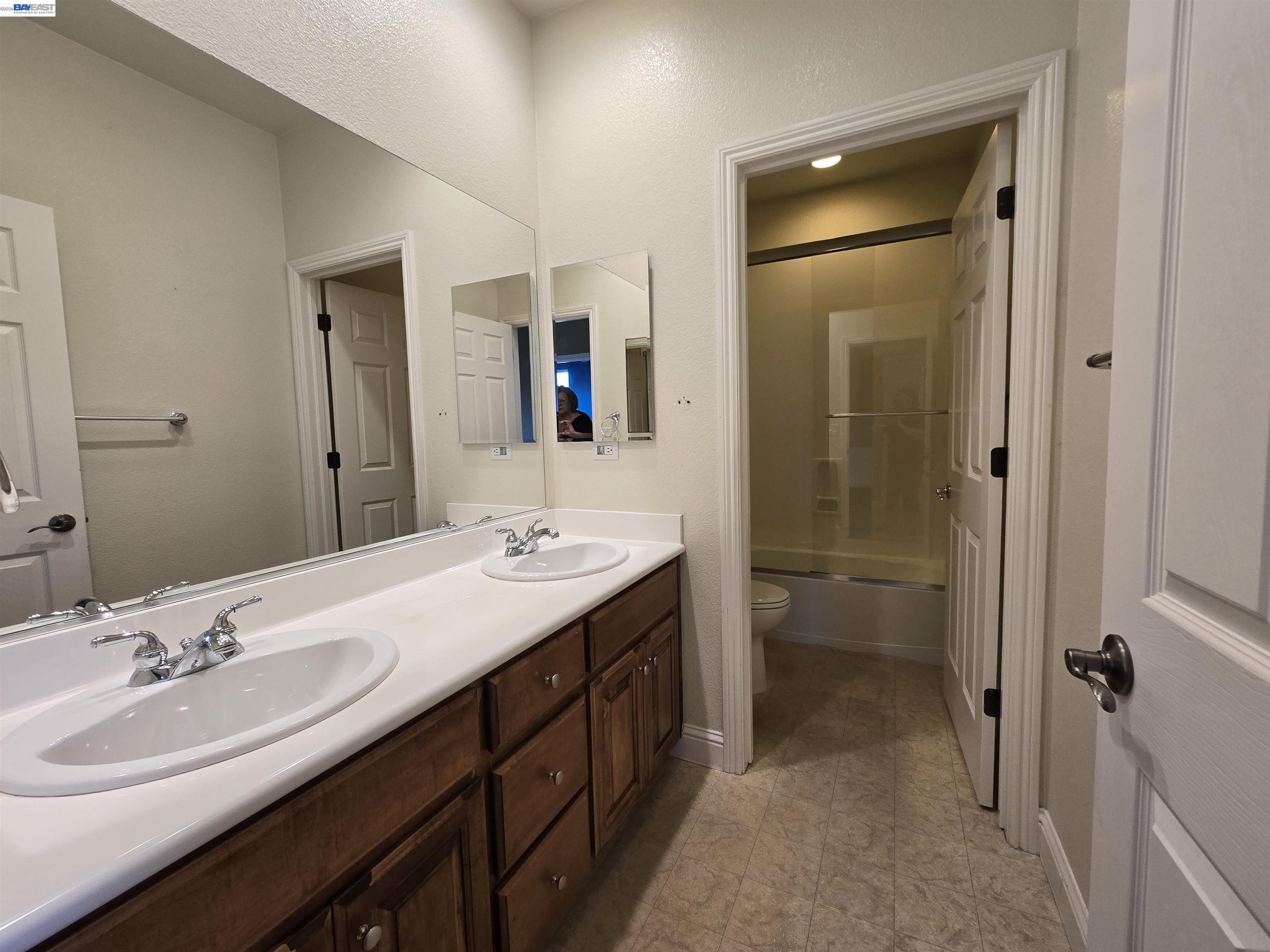 1896 Lourdes Court, Tracy CA 95304 — photo 33