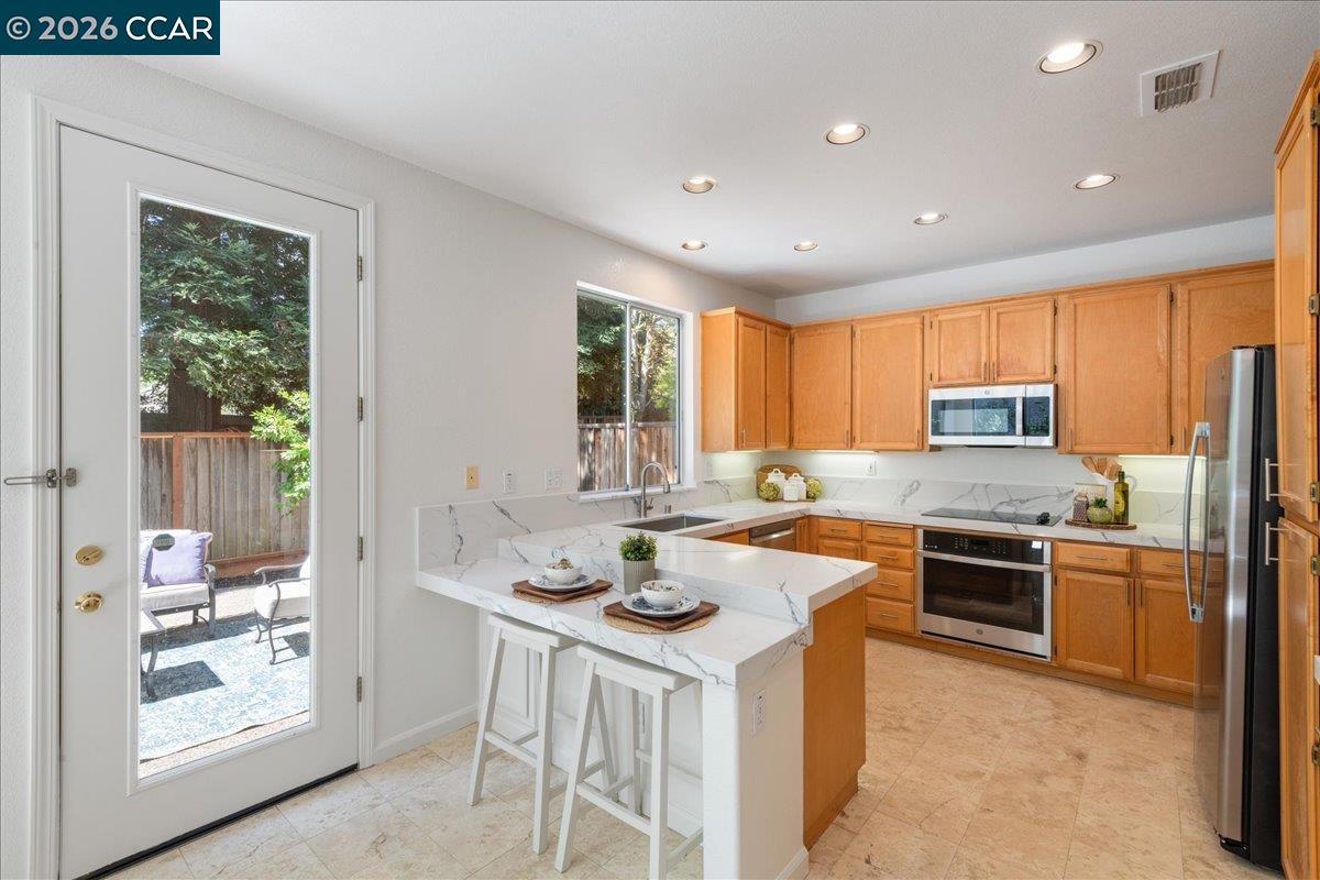 97 Elmwood Dr, San Ramon CA 94583 — photo 12