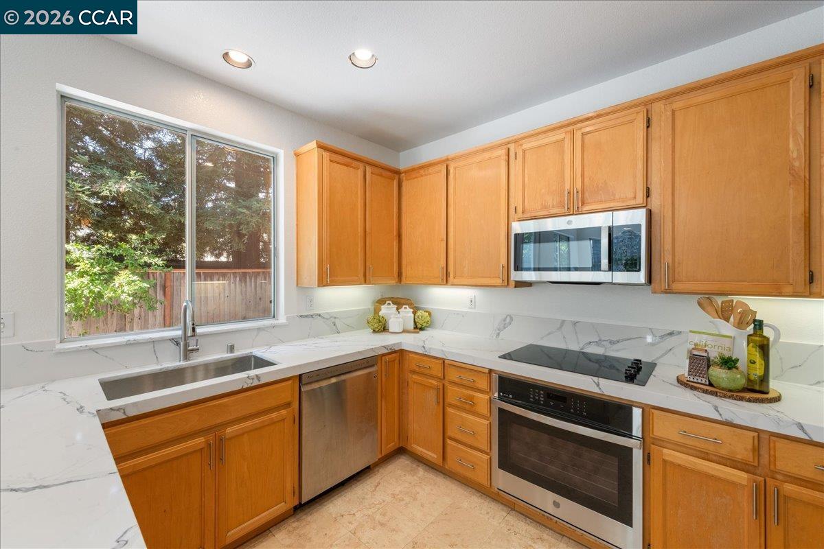 97 Elmwood Dr, San Ramon CA 94583 — photo 15