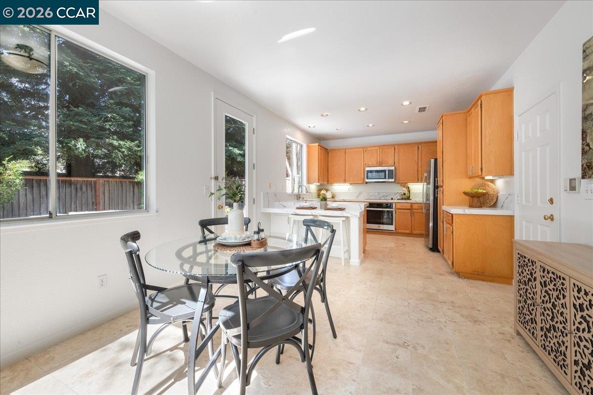 97 Elmwood Dr, San Ramon CA 94583 — photo 10