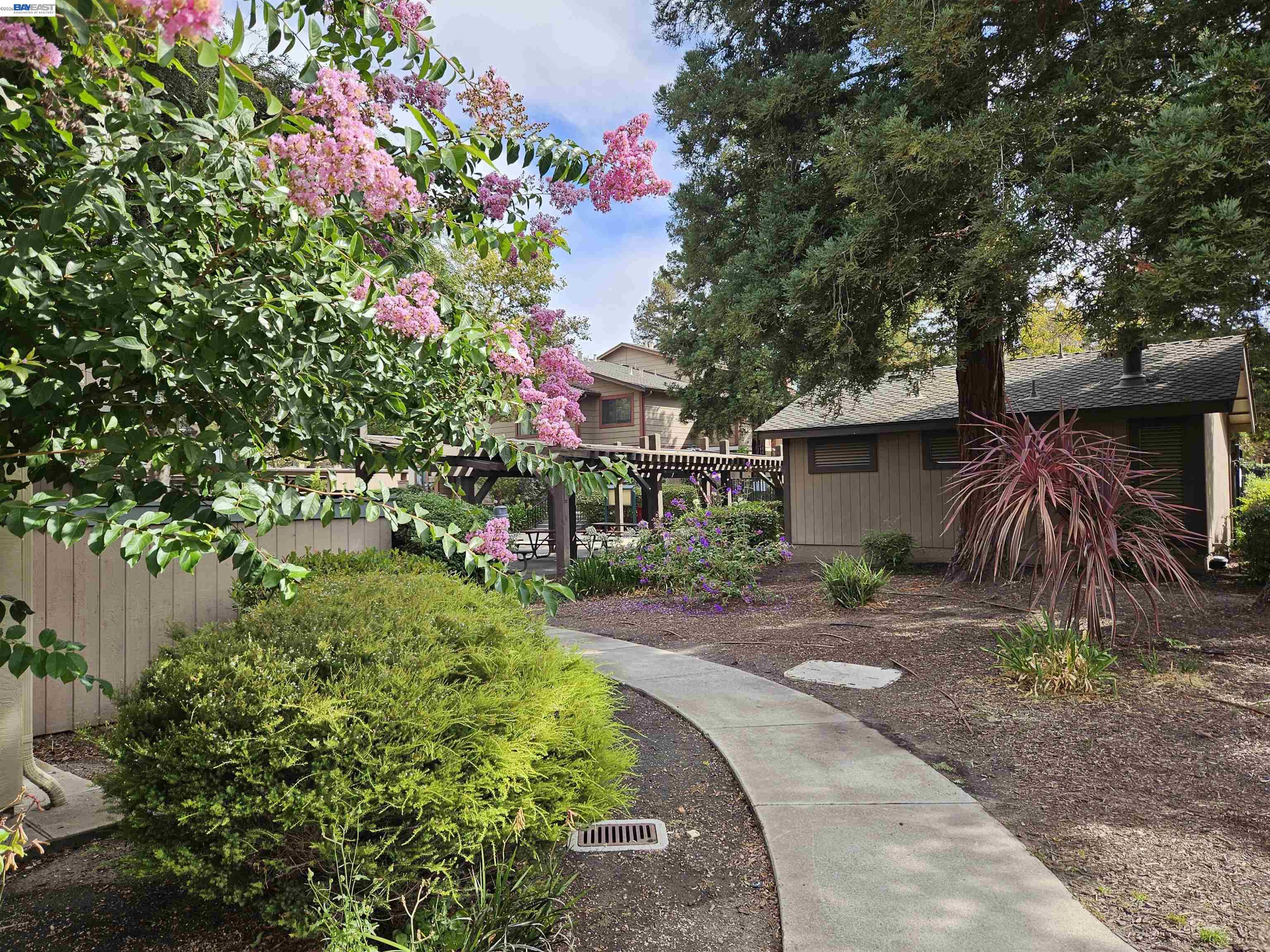247 E Warren Cmn, Fremont CA 94539 — photo 25