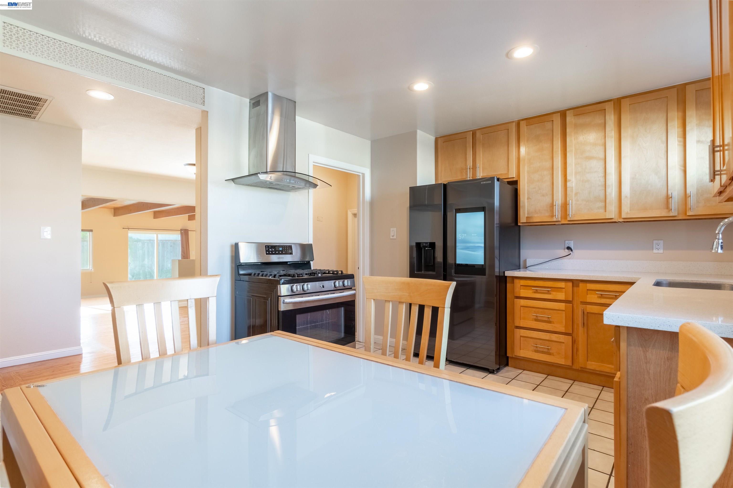 15079 Costela St, San Leandro CA 94579 — photo 11