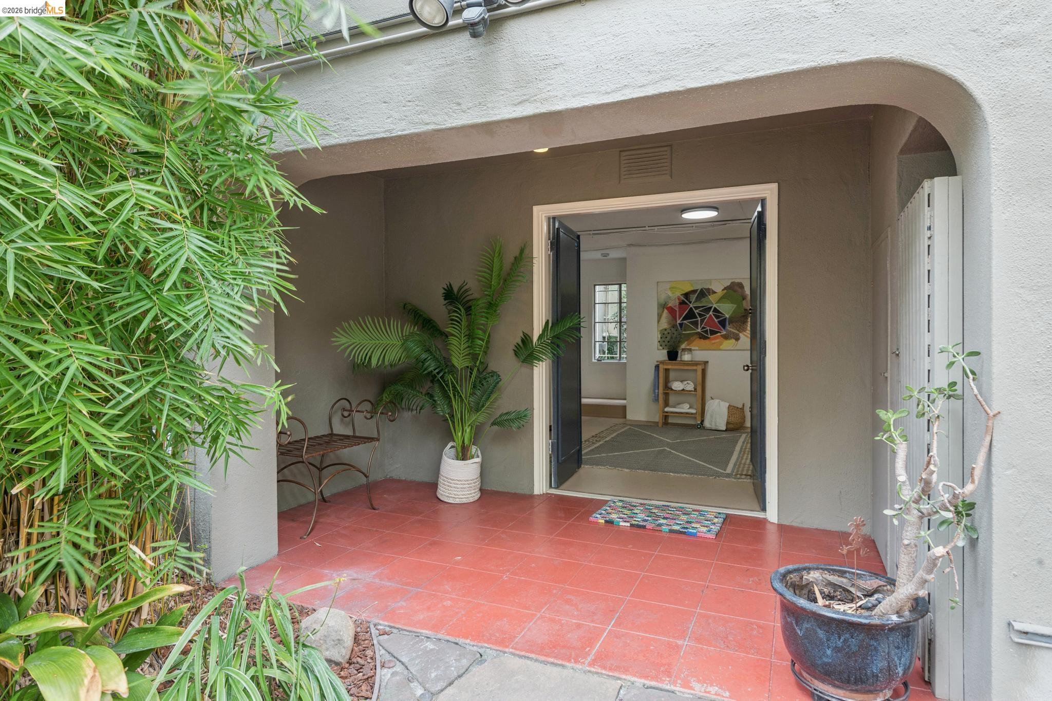 208 Lee St, Oakland CA 94610 — photo 34
