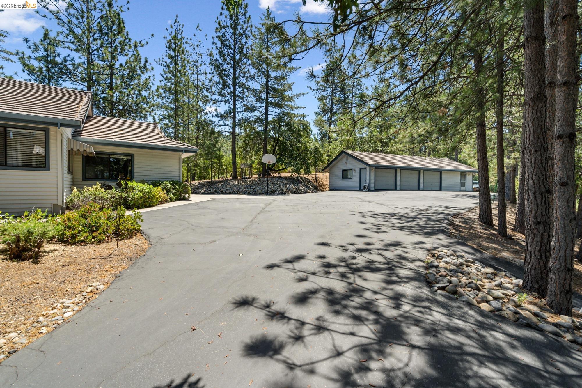11335 Bridal Veil, Groveland CA 95321 — photo 38